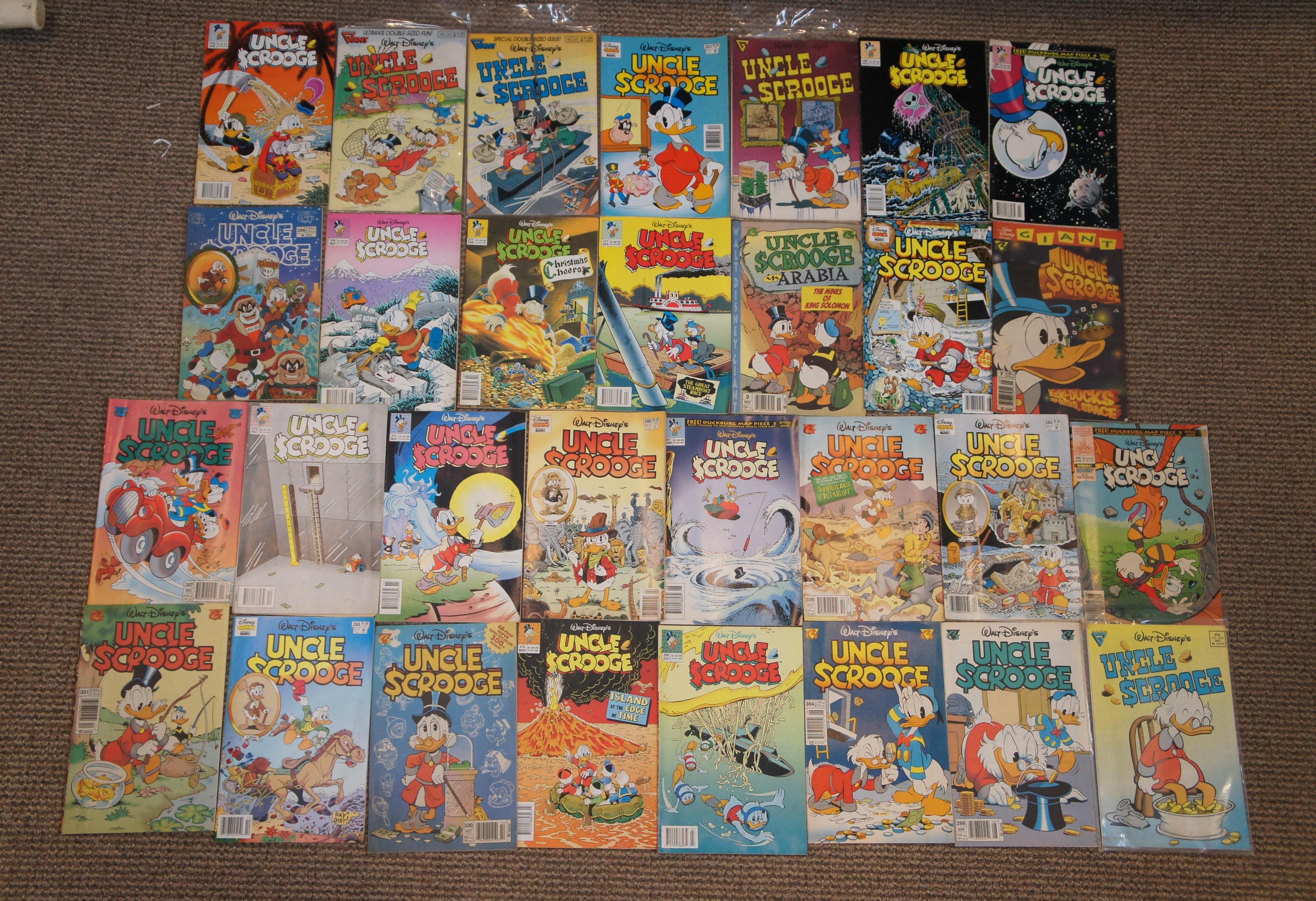 Late 20th Century Vintage Lot of 149 Disney Comic Books Donald Duck Mickey Uncle Scrooge Magazine For Sale