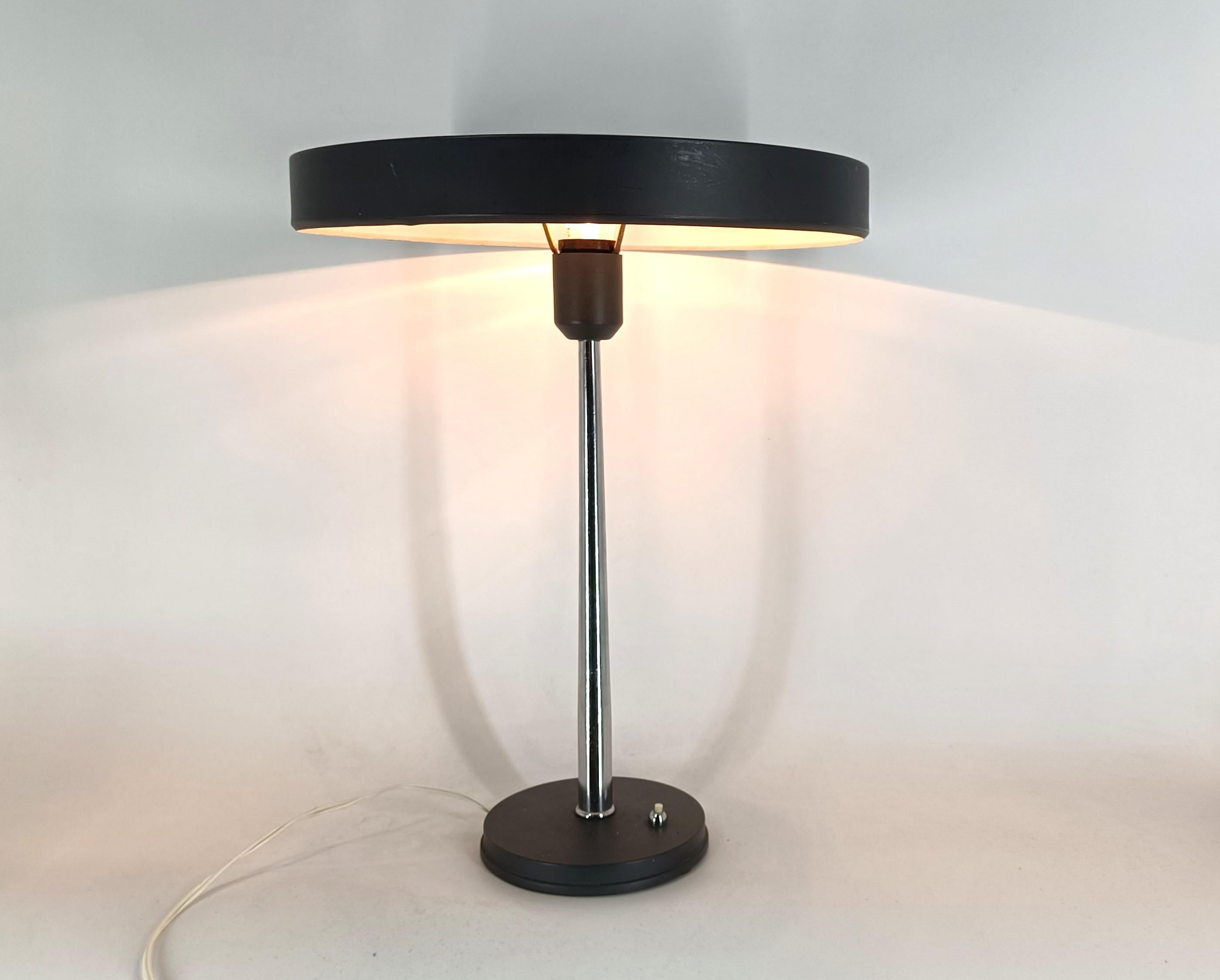 Lampada da tavolo vintage Louis Kalff, anni '60 in vendita 4
