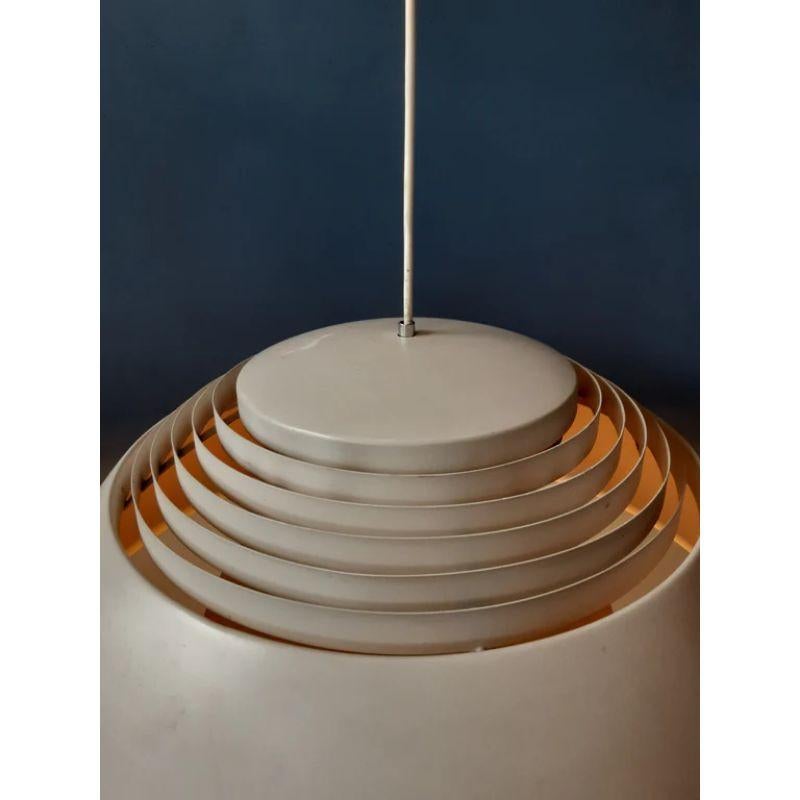 Européen Lampe à suspension vintage Louis Poulsen AJ Royal par Arne Jacobsen en vente