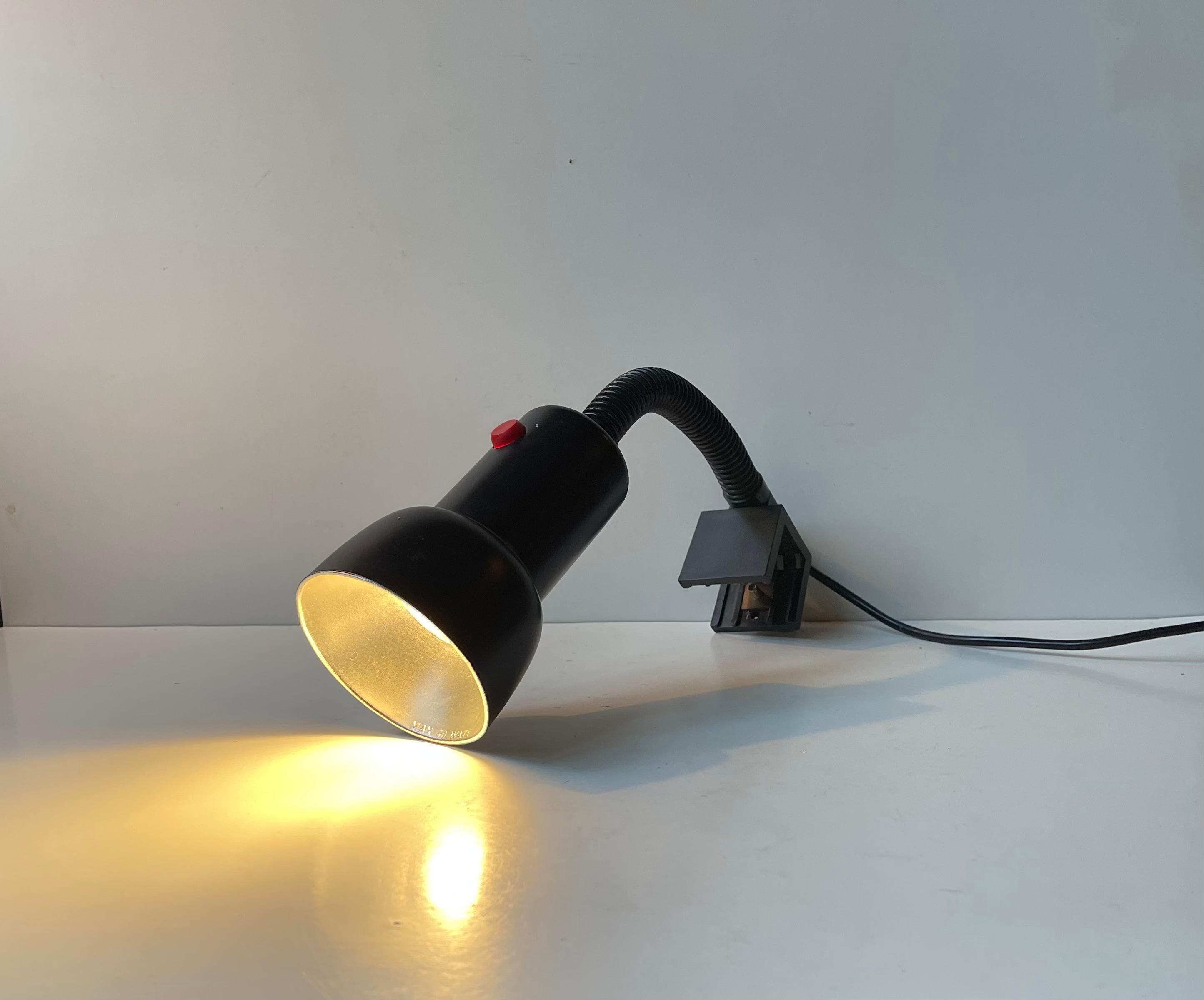 Lámpara de pared vintage Louis Poulsen 'Black Louis' Clamp, años 70 en venta 3