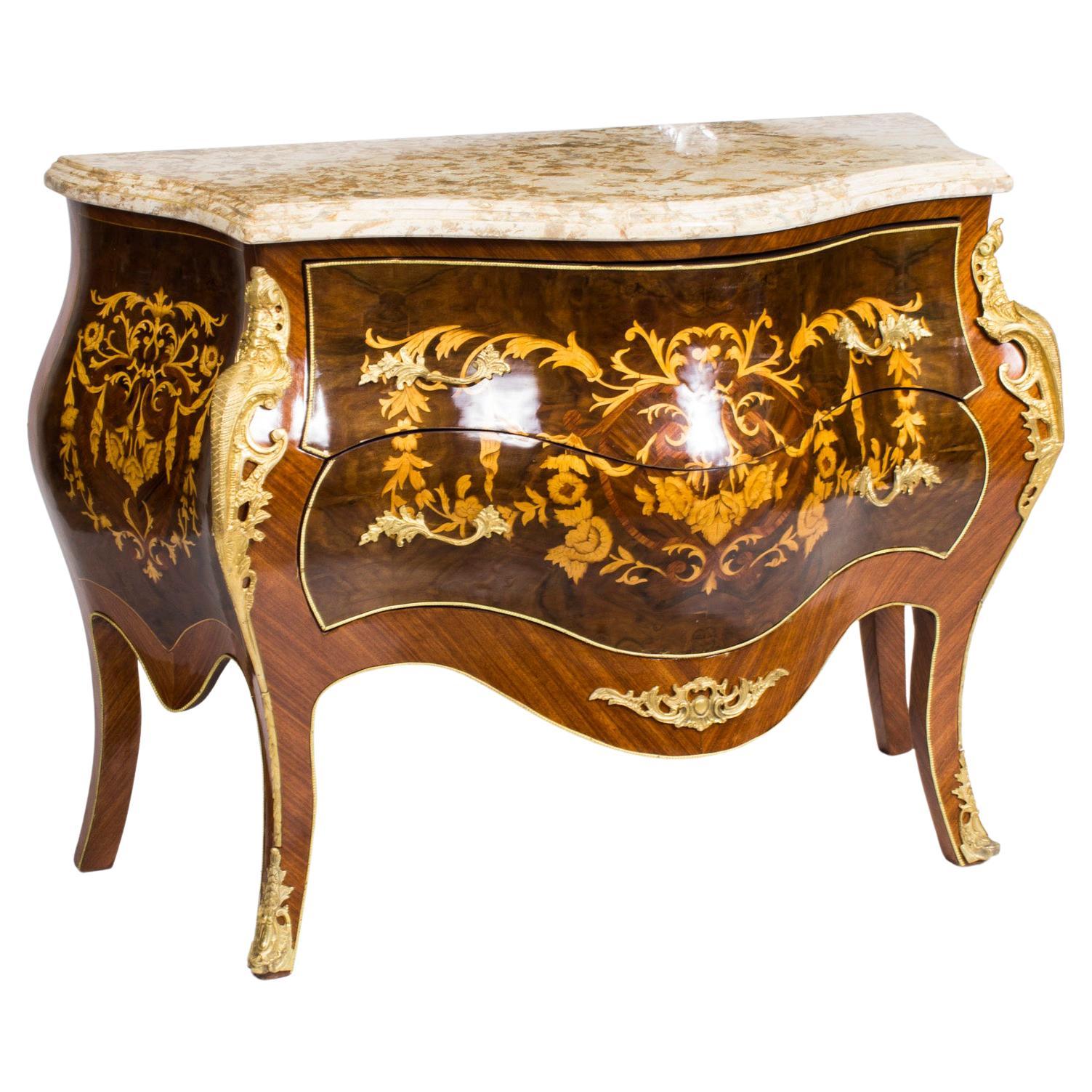 Commode vintage en marqueterie de style néo-Louis, 20ème siècle