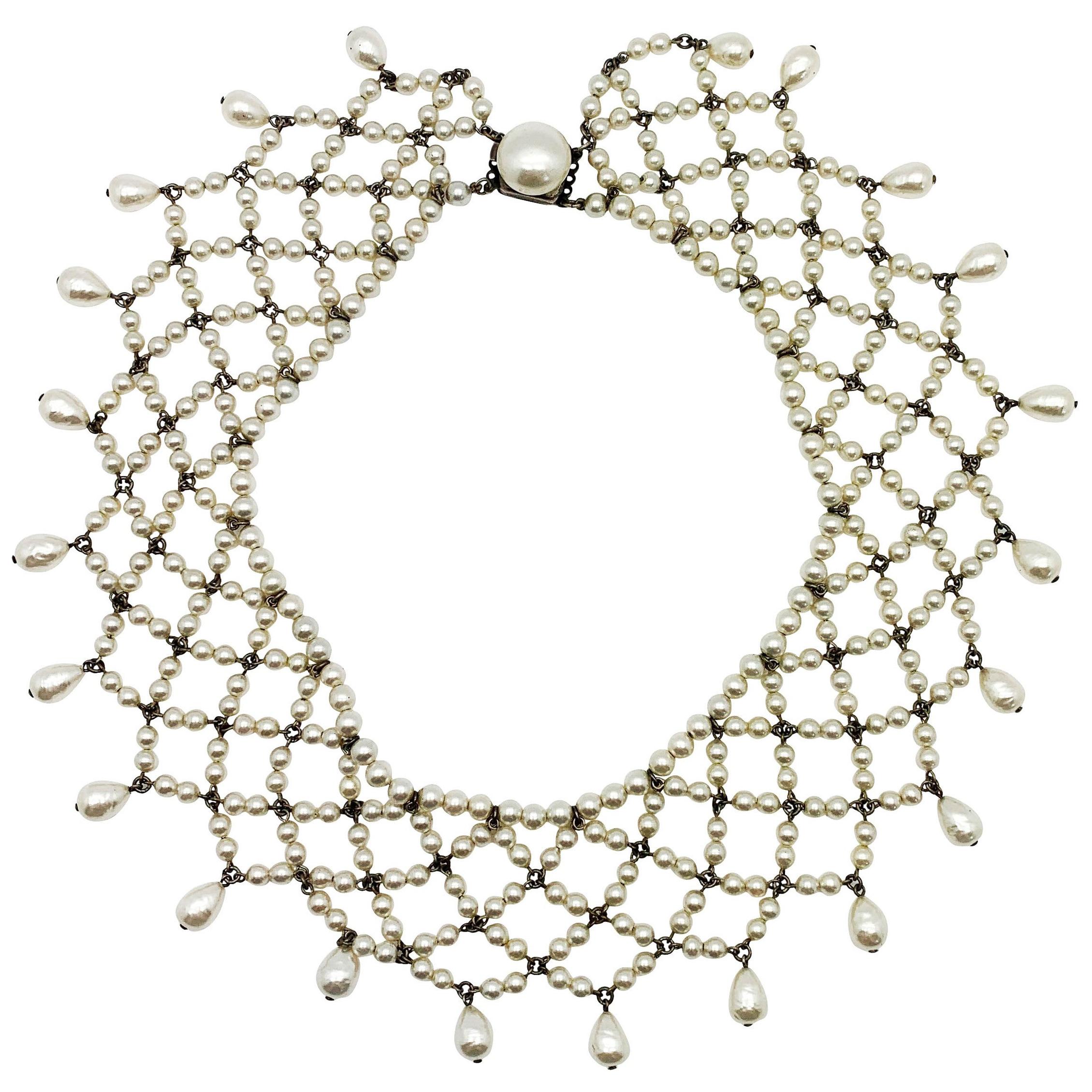 Collier vintage Louis Rousselet en verre, perles et dentelle style années 1930 en vente