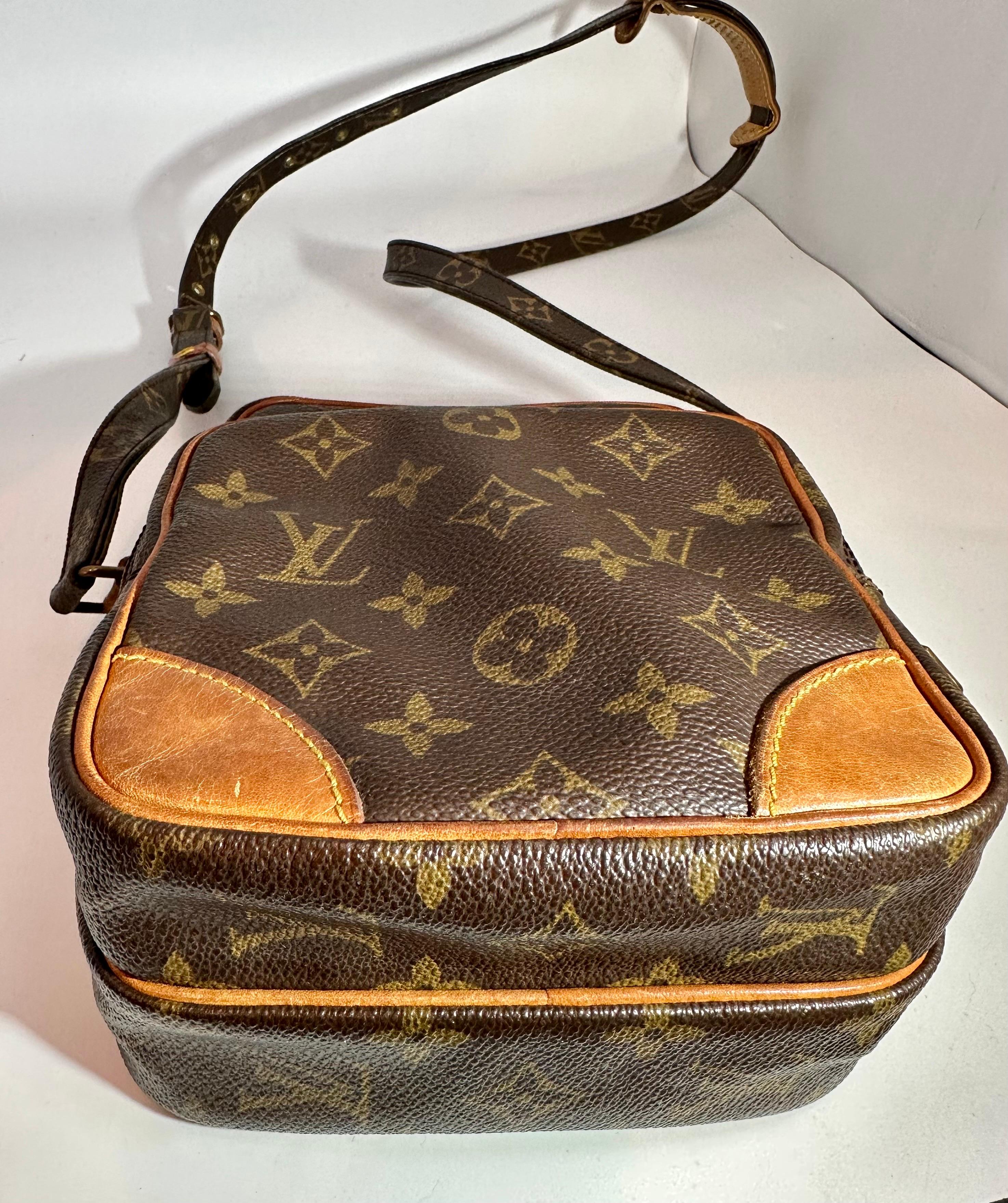 Vintage Louis Vuitton Amazone Monogram Leather Crossbody Bag For Sale 1
