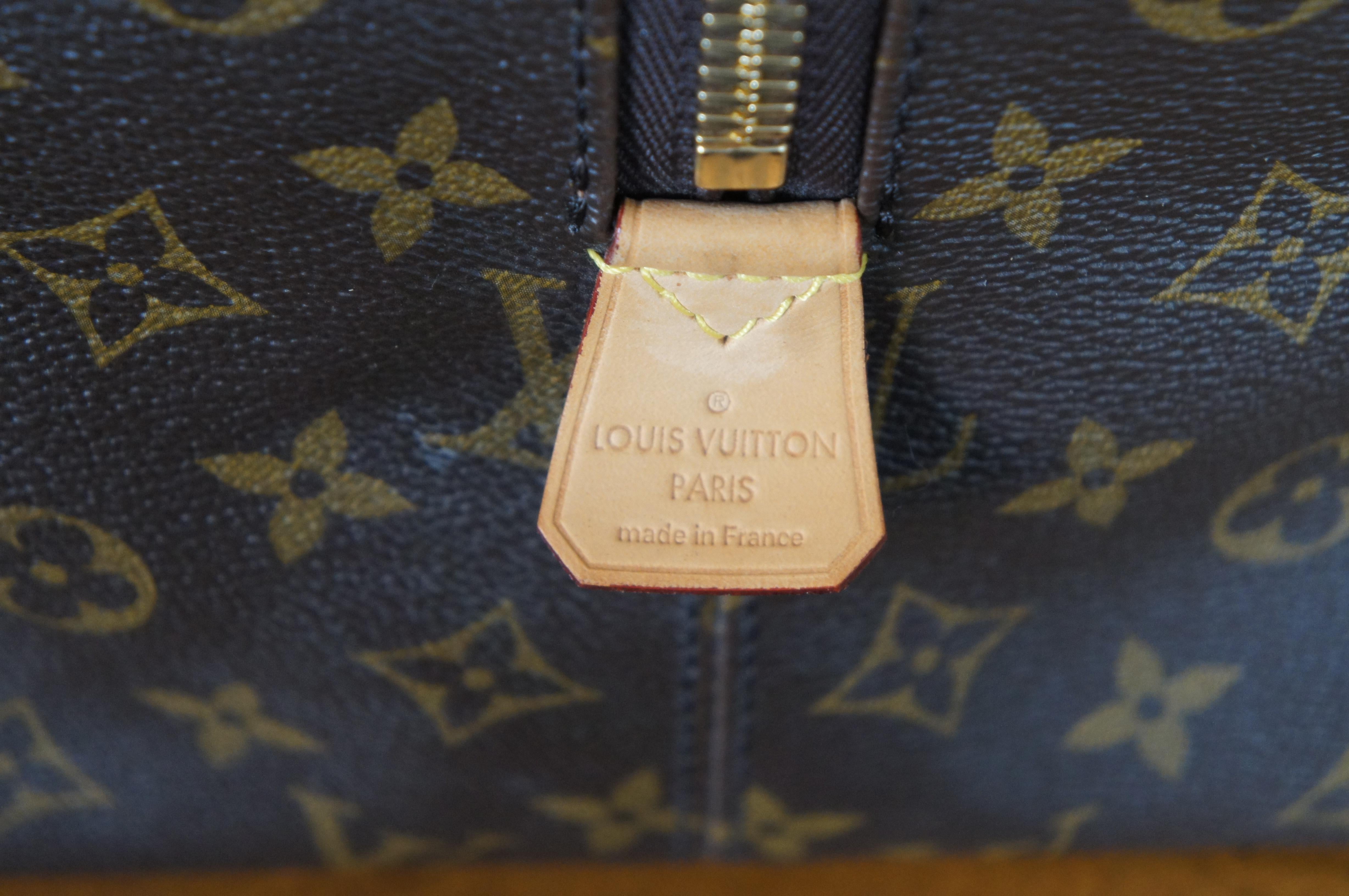 Modern Vintage Louis Vuitton Beaubourg Weekender LV Monogram Canvas Bag France DU2161 For Sale
