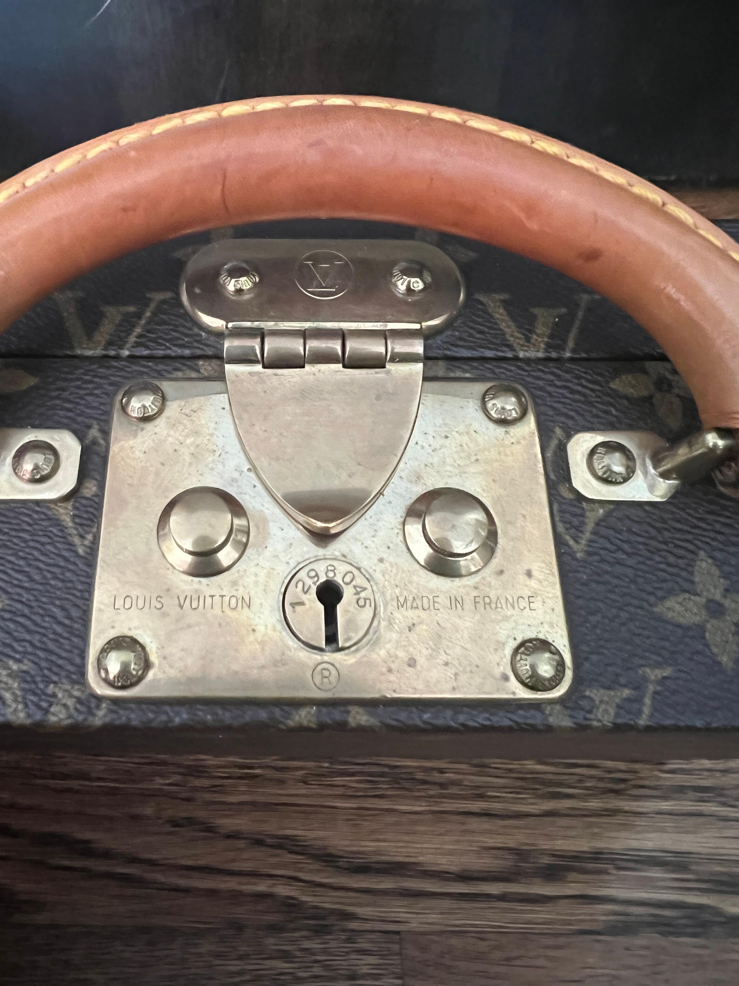 Women's or Men's Vintage Louis Vuitton Boite Bijoux Jewelry Travel Trunk Case
