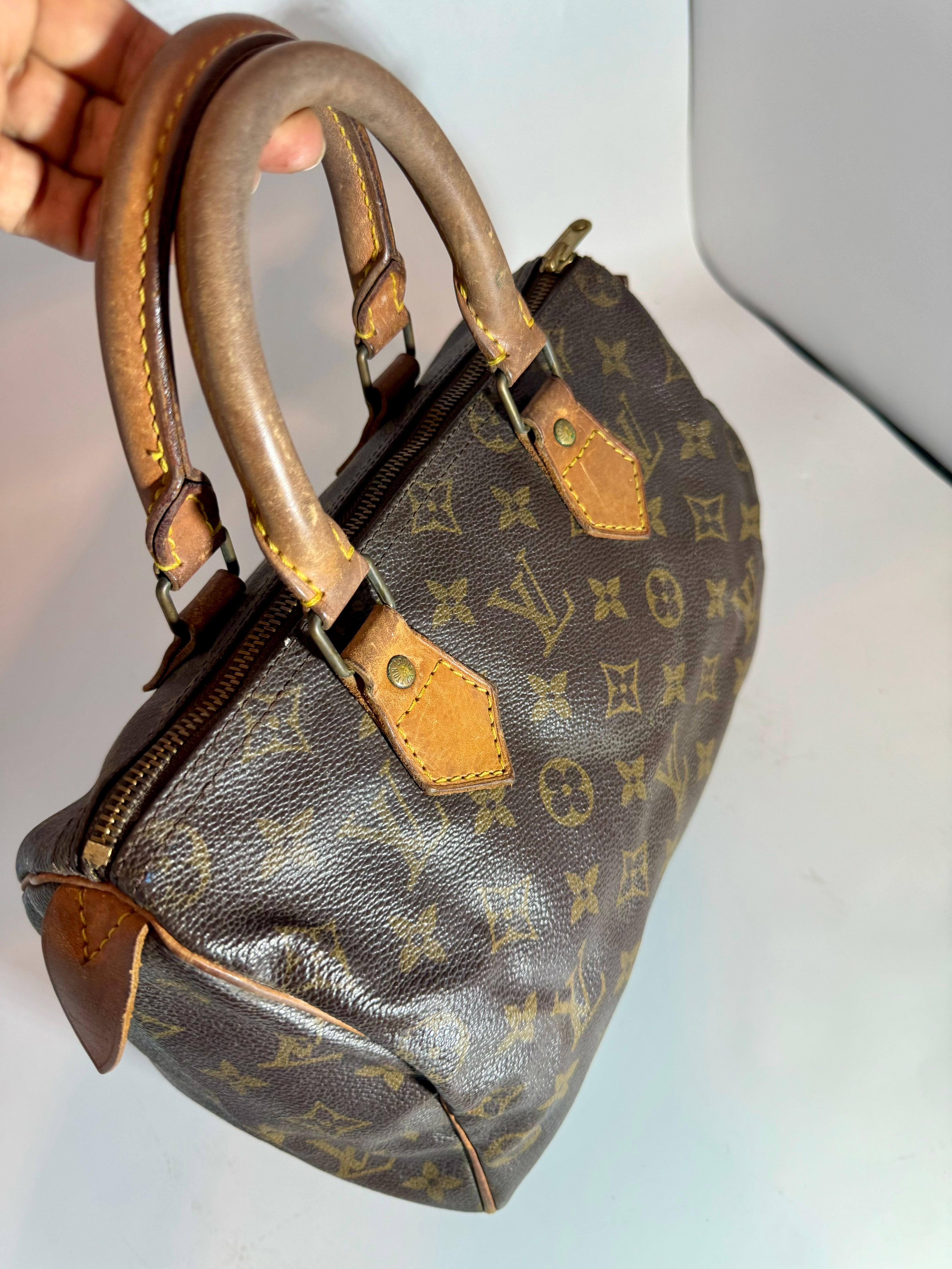 Vintage LOUIS VUITTON Brown Monogram Canvas Speedy 30,  Most popular Mini Bag For Sale 1
