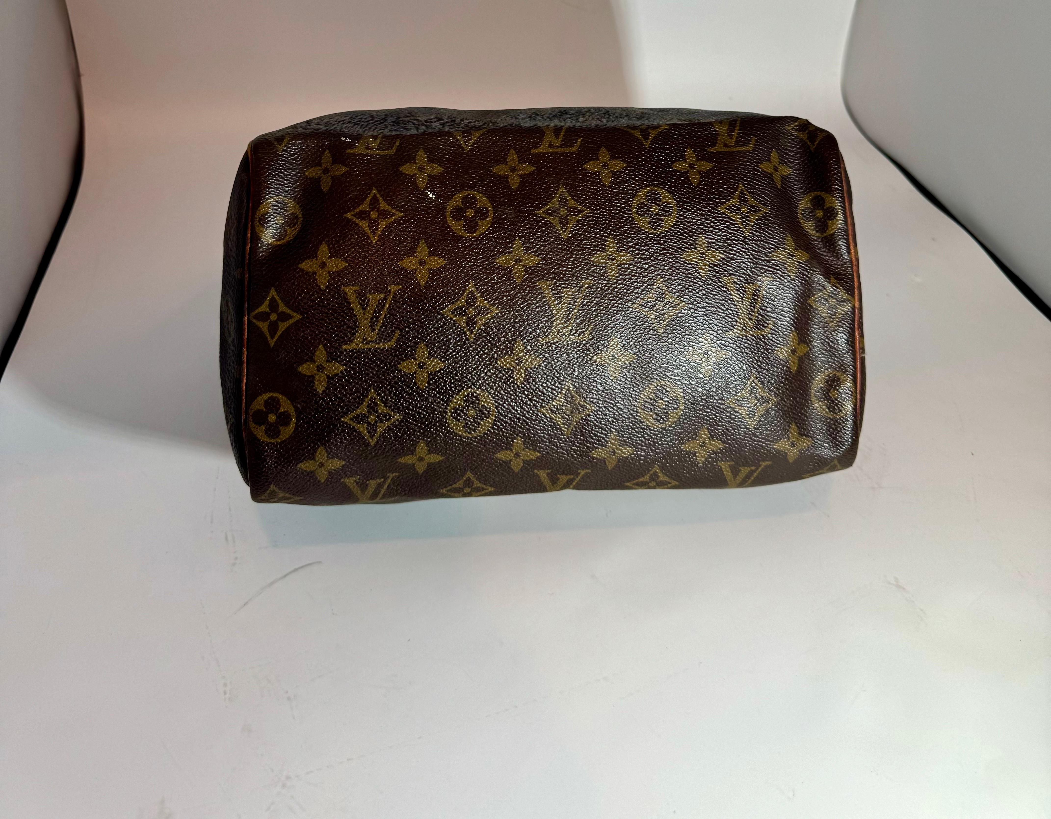 Vintage LOUIS VUITTON Brown Monogram Canvas Speedy 30,  Most popular Mini Bag For Sale 3