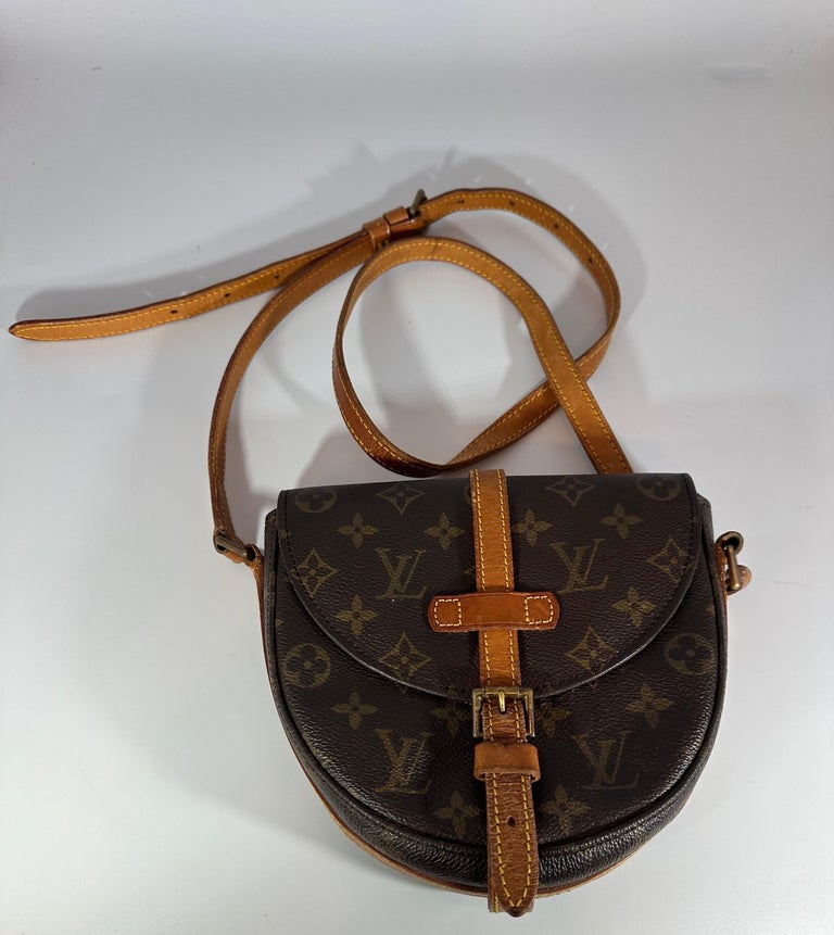 Authentic Louis Vuitton Vintage Crossbody Shoulder Bag Chantilly PM Monogram