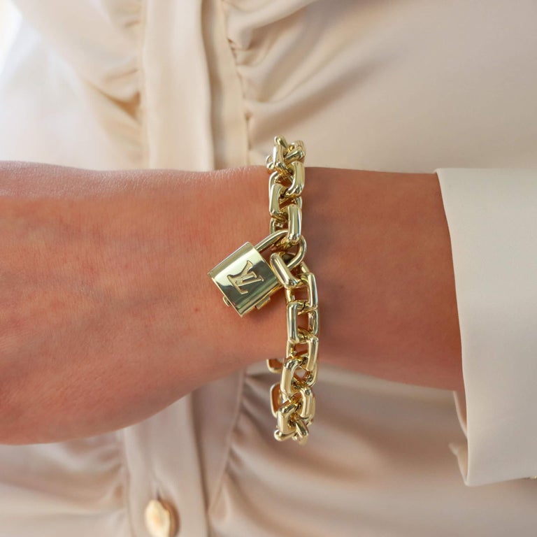 Louis Vuitton White Gold Charm Large Link Bracelet at 1stDibs  louis vuitton  link bracelet, louis vuitton chain link bracelet, louis vuitton cuban link  bracelet
