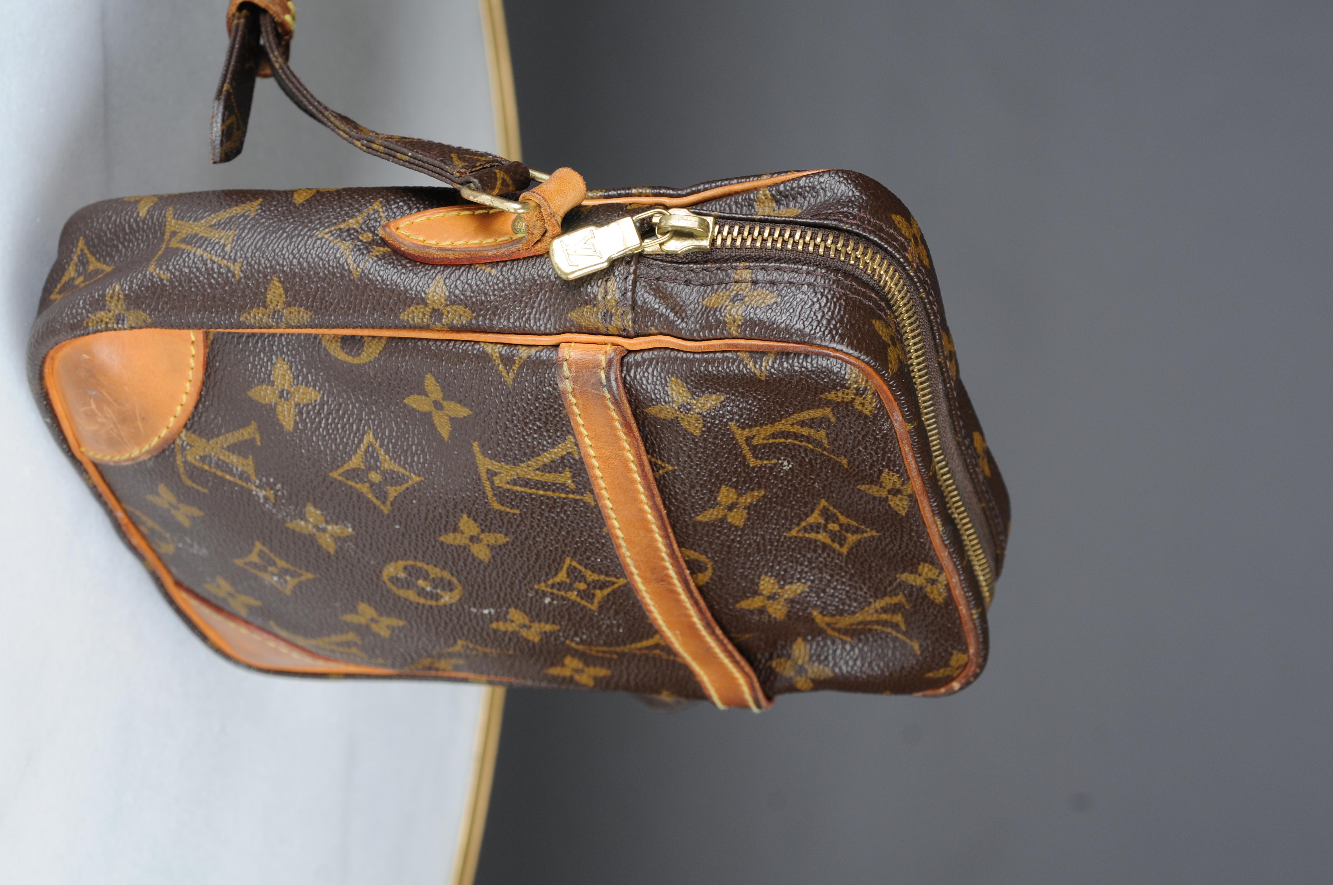 Women's or Men's Vintage Louis Vuitton Danube  Crossbody Bag Canvas  For Sale