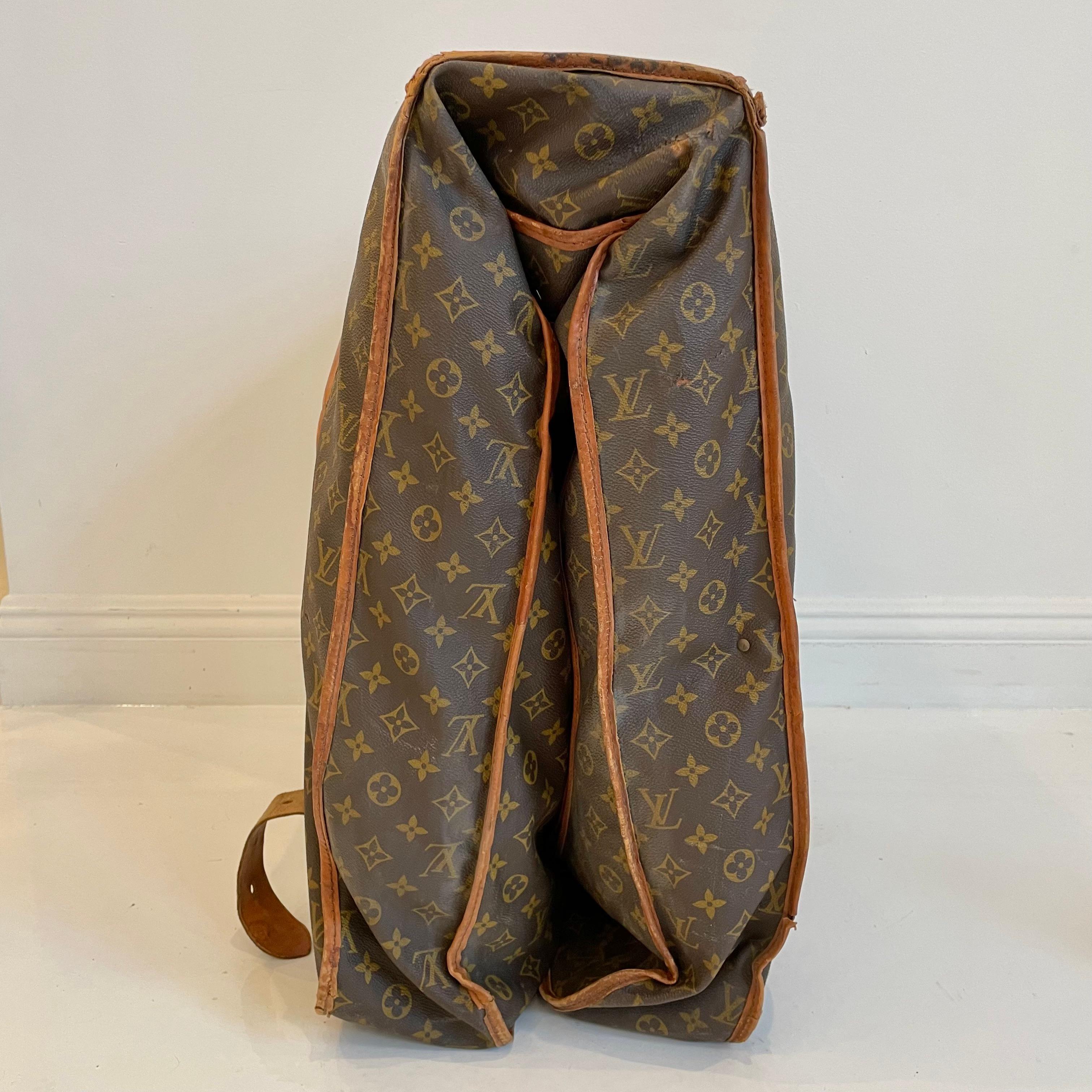 Vintage Louis Vuitton Garment Bag 1