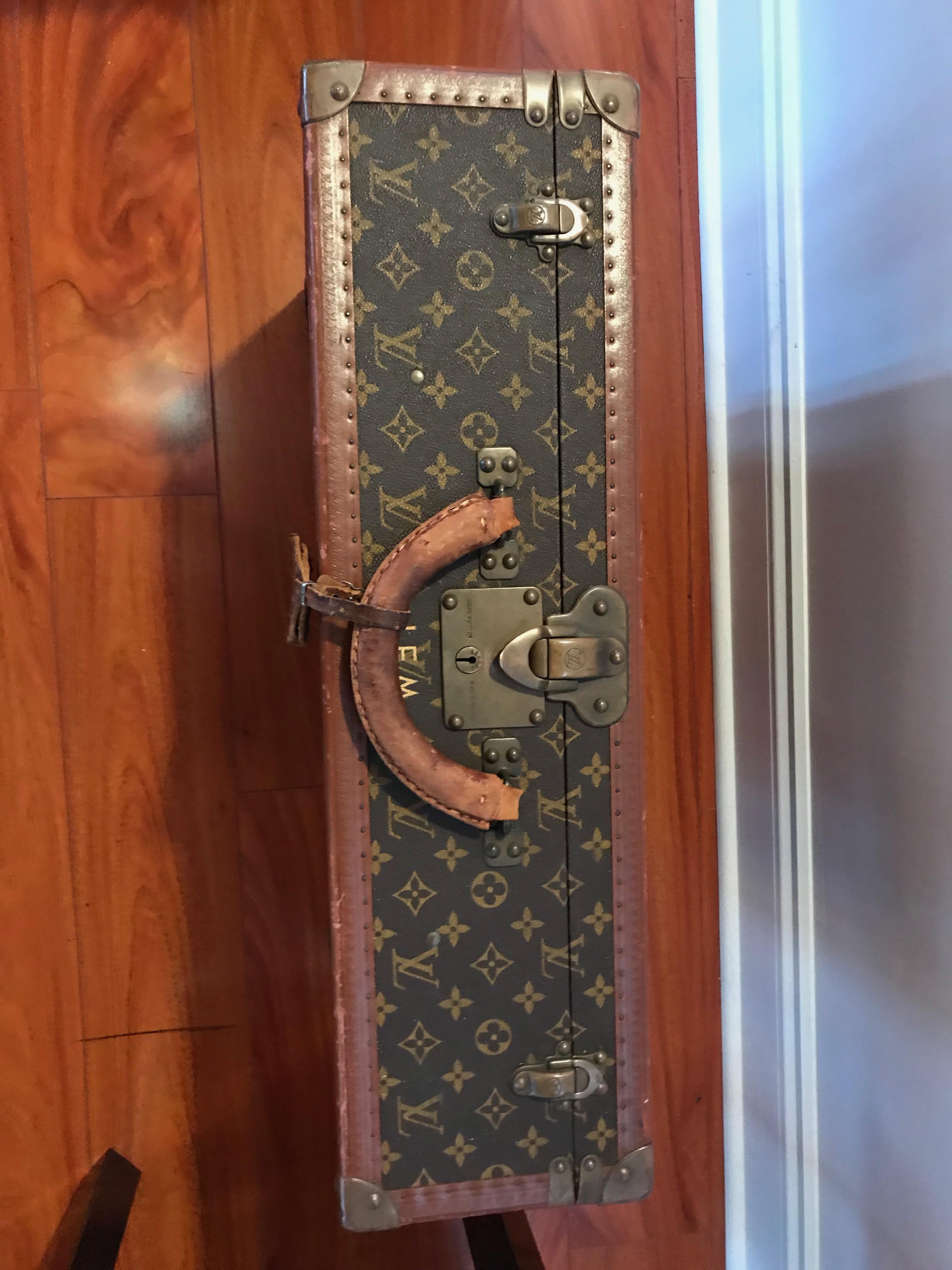 Vintage Louis Vuitton Hard Suitcase, 1920s In Good Condition In North Bergen, NJ