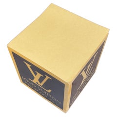 Vintage Louis Vuitton LV Paper Desk Note Pad Cube su base in lucite