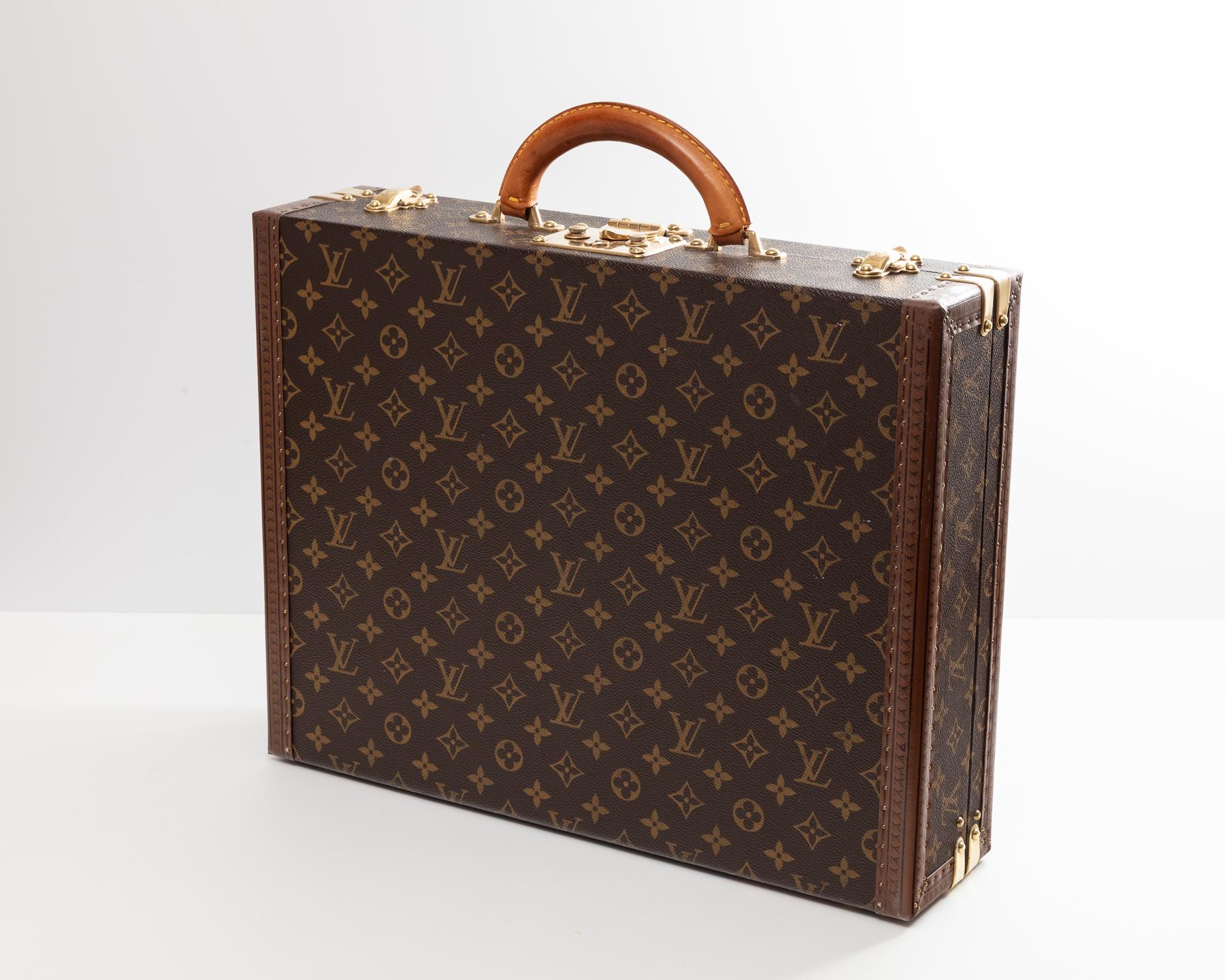 Maletín vintage Louis Vuitton de mediados del siglo XX Francia Circa 1975 -80 Francés en venta