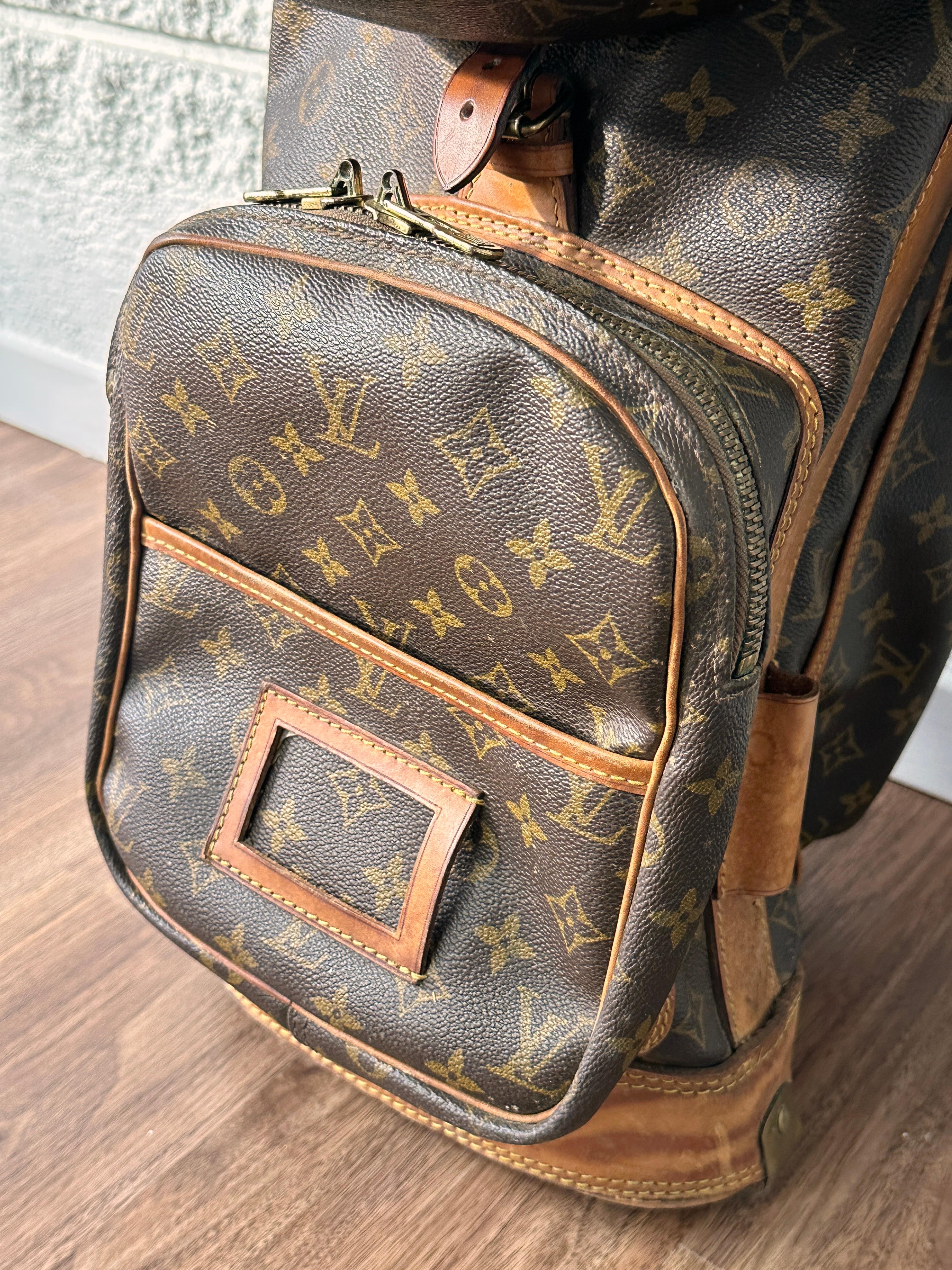 Vintage Louis Vuitton Monogram Canvas & Leather Golf Bag Caddy 1970s For Sale 2