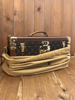 Vintage LOUIS VUITTON Monogram Canvas Vanity Trunk Case