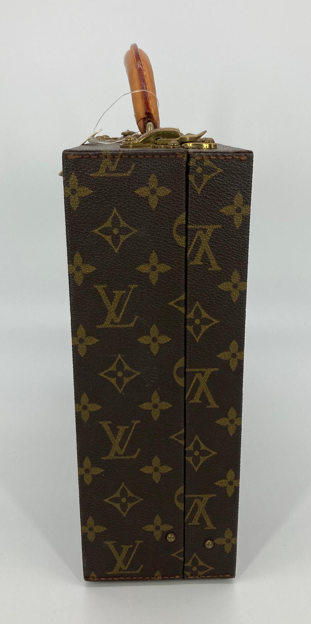Vintage Louis Vuitton Monogramm Schmuckkoffer c1970s im Zustand „Hervorragend“ im Angebot in Philadelphia, PA