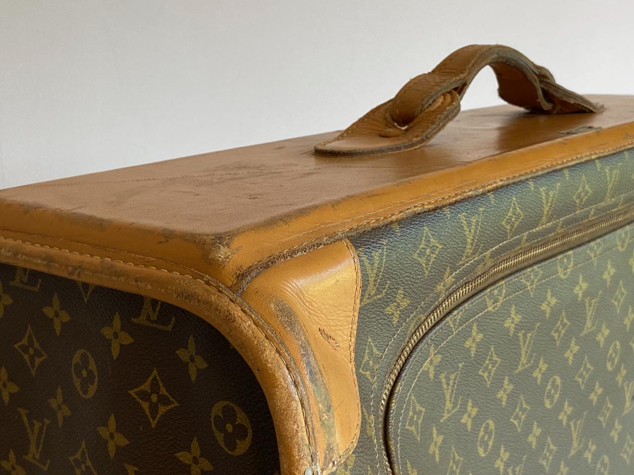 Vintage Louis Vuitton Monogram Overnight Case Trunk Luggage, circa 1980 For Sale 4