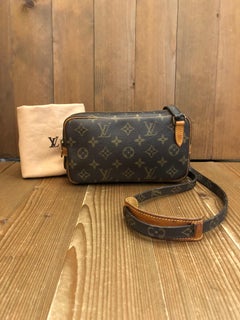 Vintage LOUIS VUITTON Monogram Pochette Marly Bandouliere Crossbody Bag Unisex