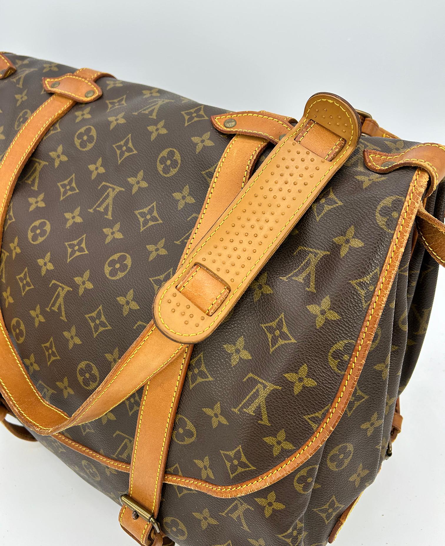 Vintage Louis Vuitton Monogram Samur 43 Messenger Shoulder Bag For Sale 7