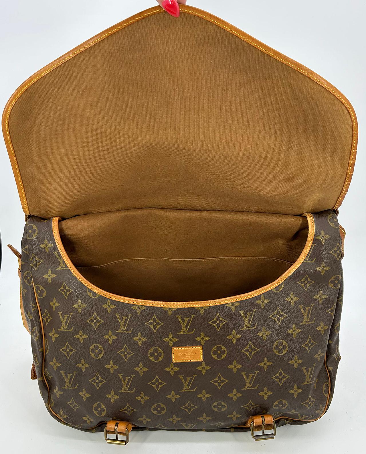 Vintage Louis Vuitton Monogram Samur 43 Messenger Shoulder Bag For Sale 9