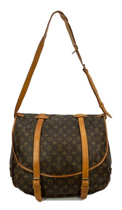 Vintage Louis Vuitton Monogram Saumur 43 Messenger Shoulder Bag