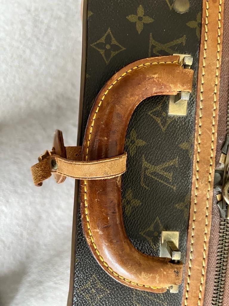 Vintage Louis Vuitton monogram Stratos suitcase For Sale 5