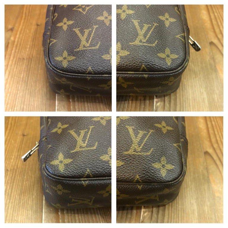 Vintage LOUIS VUITTON Monogram Trousse 23 Cosmetic Pouch Clutch Bag at  1stDibs