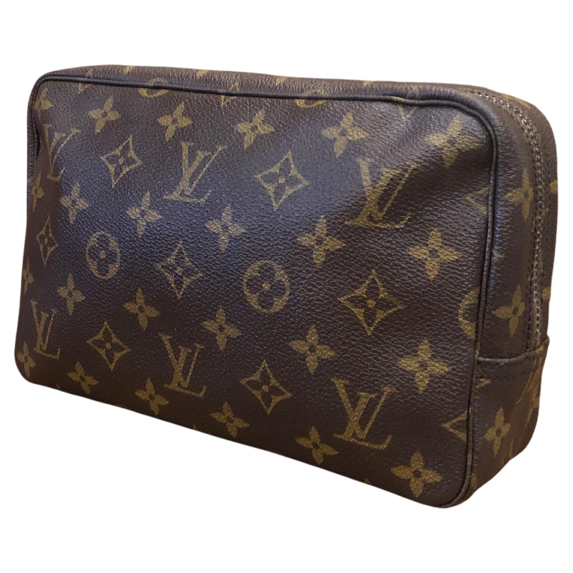 LOUIS VUITTON 2007 Monogram Cosmetic Pouch – Fashion Reloved