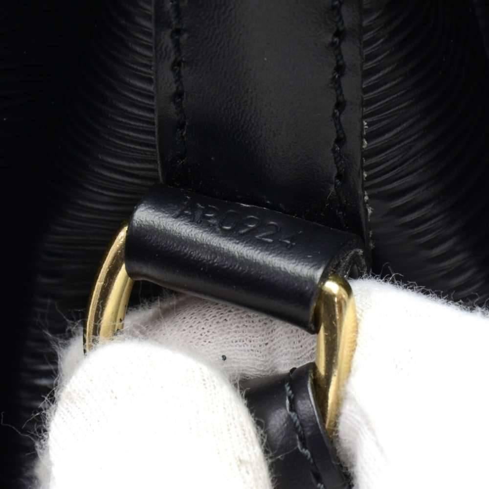 Vintage Louis Vuitton Noe Large Black Epi Leather Shoulder Bag 3