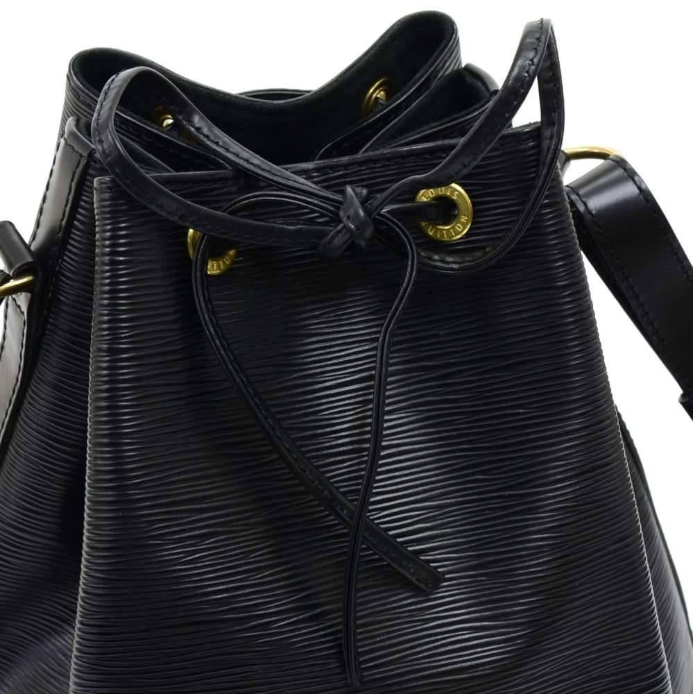 Vintage Louis Vuitton Noe Large Black Epi Leather Shoulder Bag 4