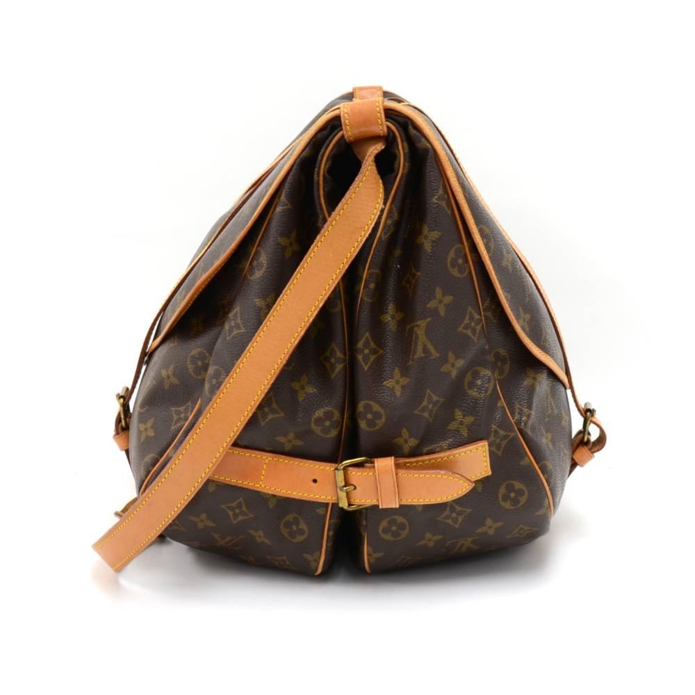 Brown Louis Vuitton Vintage Saumur 43 XL Monogram Canvas Shoulder Bag 