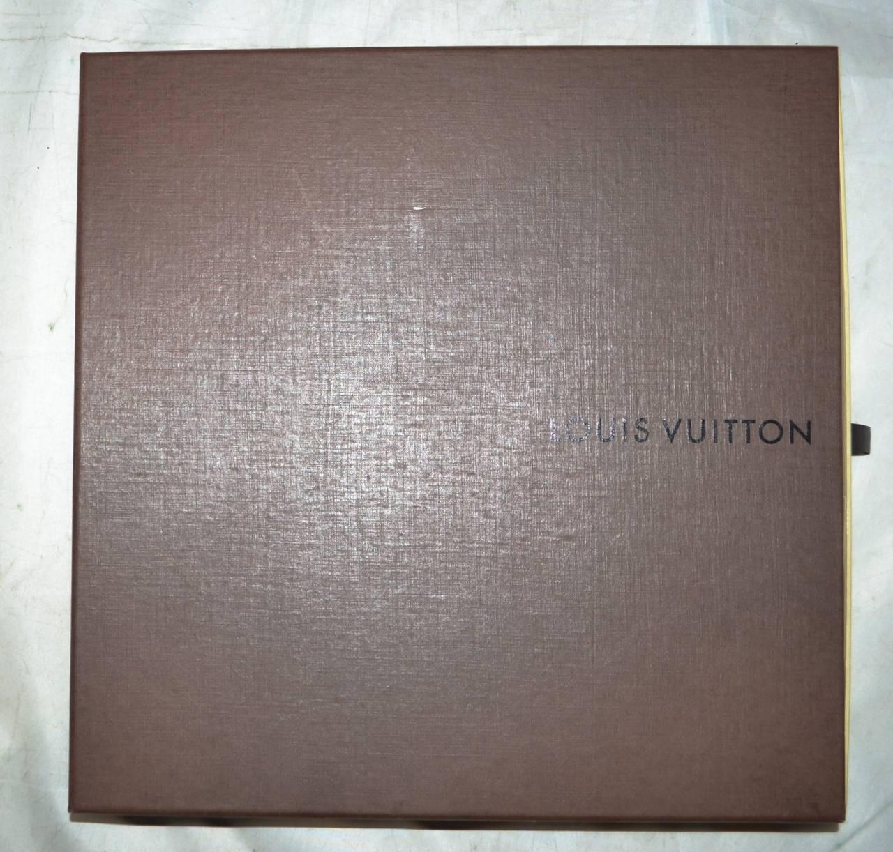 Large Louis Vuitton Silk Pillow made exclusively for iwatchjapan by Rita-Mari Couture. This elegant LV scarf pillow uses the highest quality items. This piece is entirely made in Japan and manufactured in an artisanal way, in which every step of the