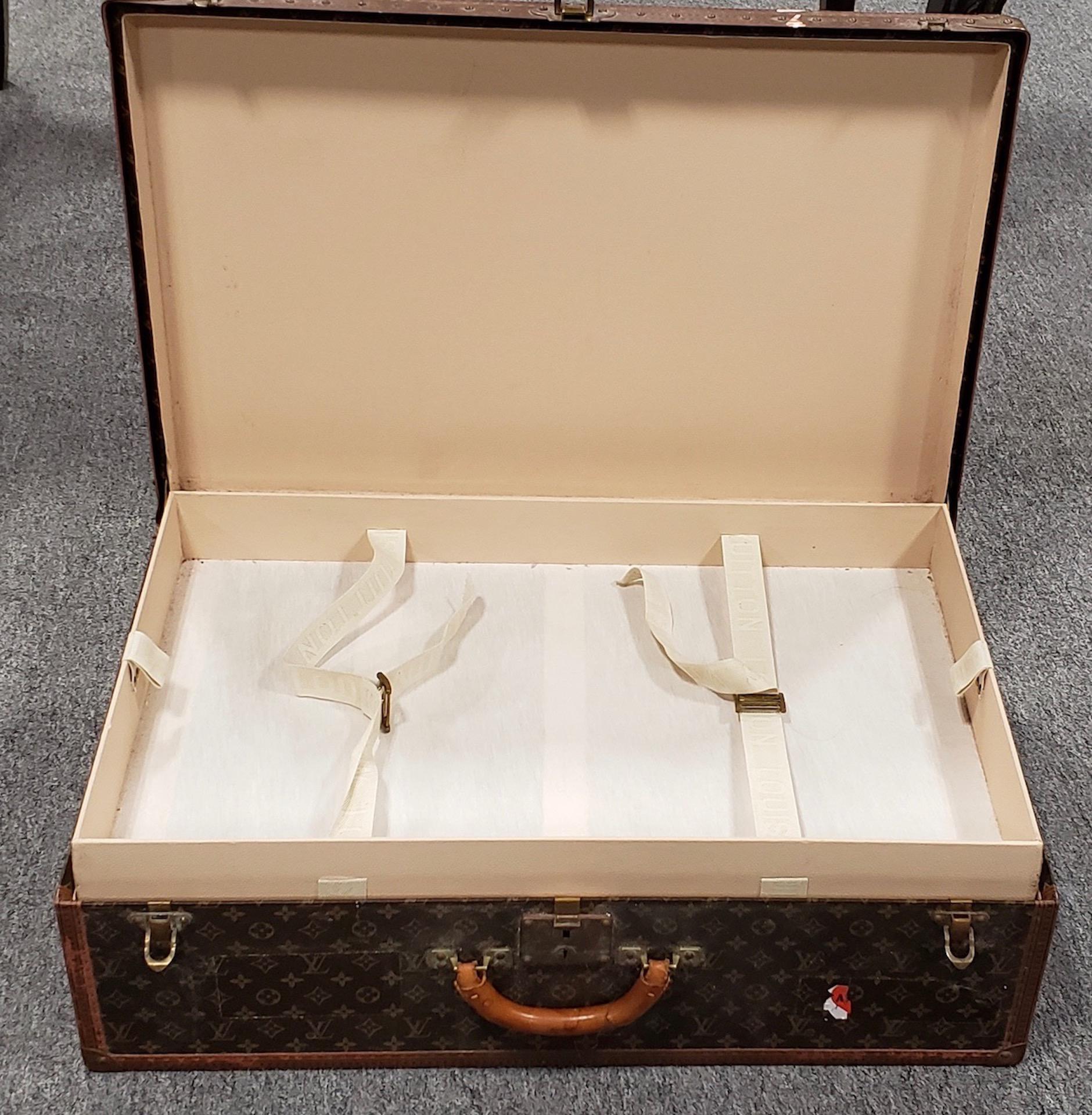 Vintage Louis Vuitton Signature Brown Leather Embossed Trunk, 20th Century 2
