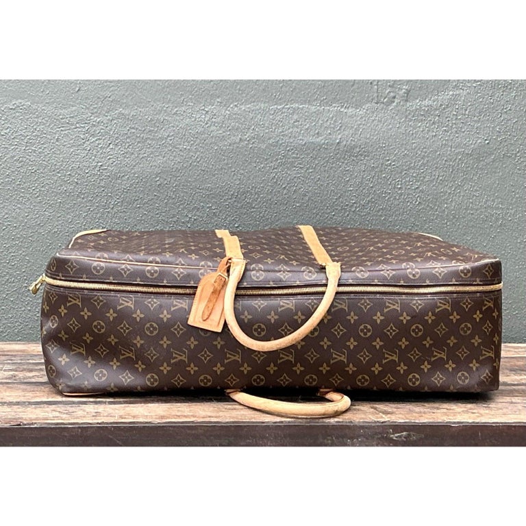 Vintage Louis Vuitton Sirius 70 Soft Sided Suitcase For Sale at