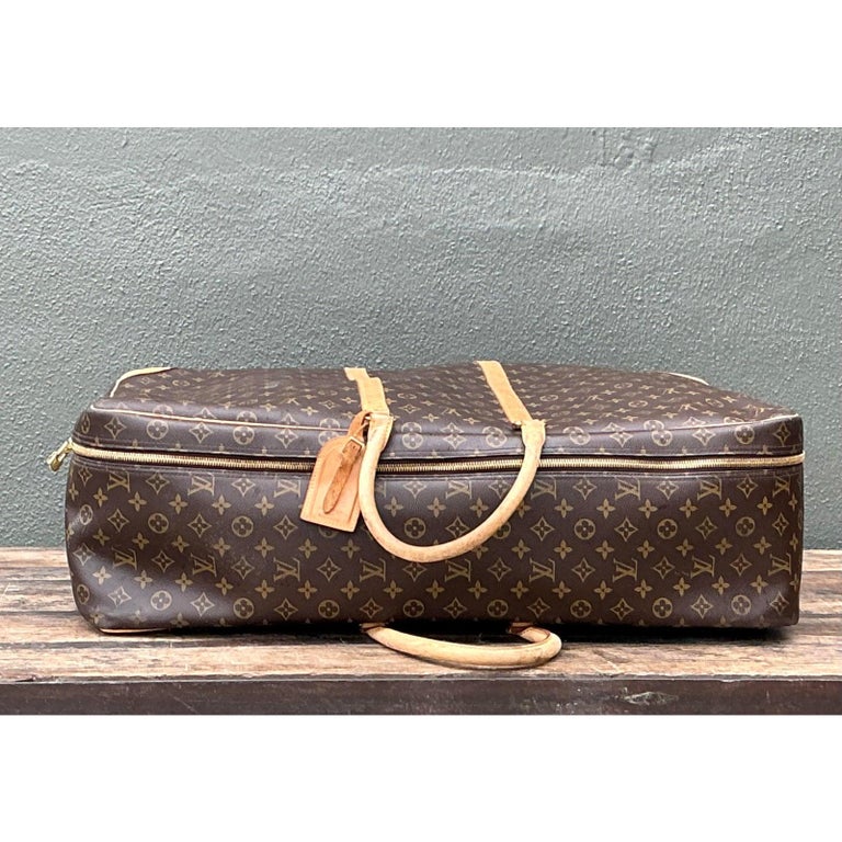 Vintage Louis Vuitton Sirius 70 Soft Sided Suitcase For Sale at