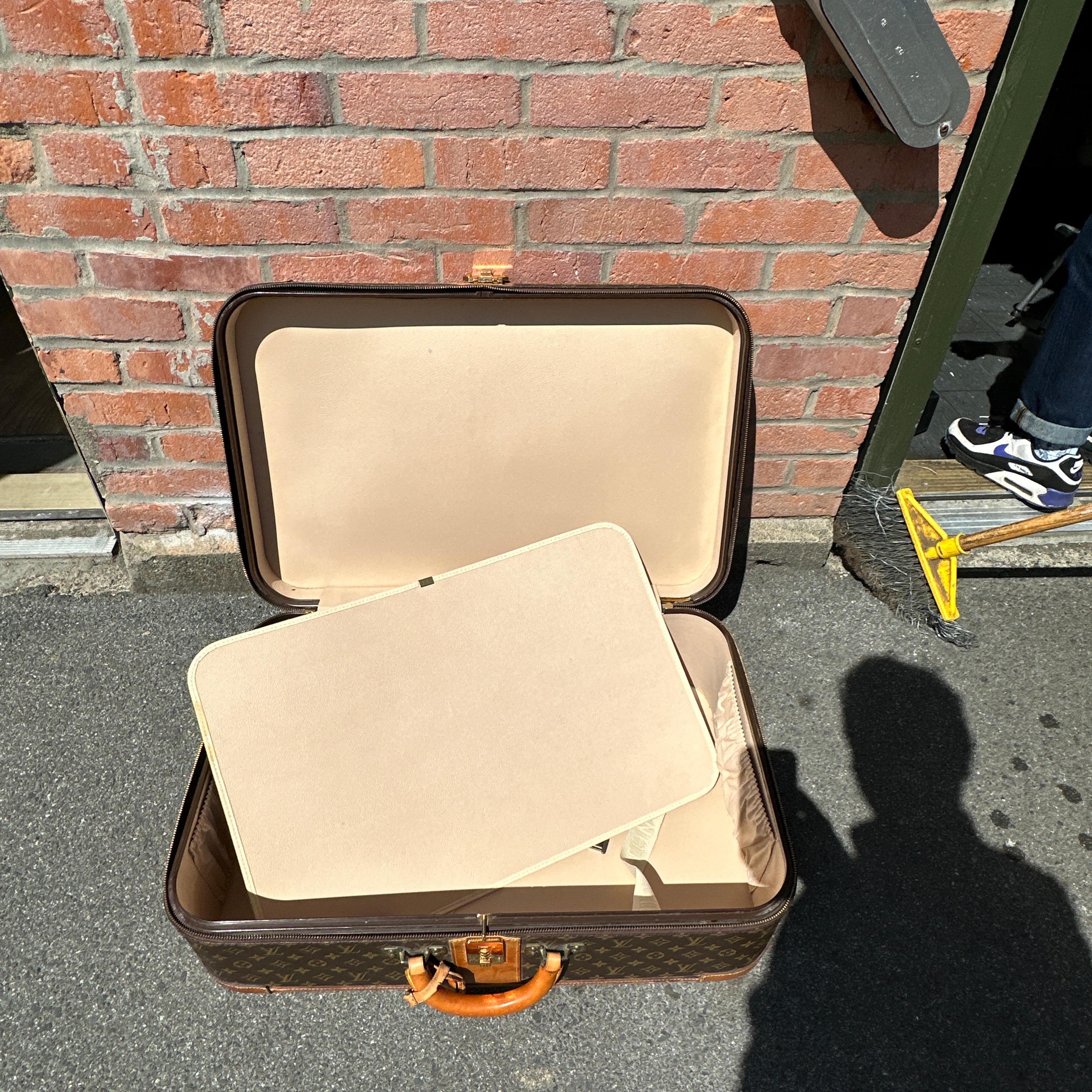 Vintage Louis Vuitton Stratos 70 Secret Lock Suitcase For Sale 13