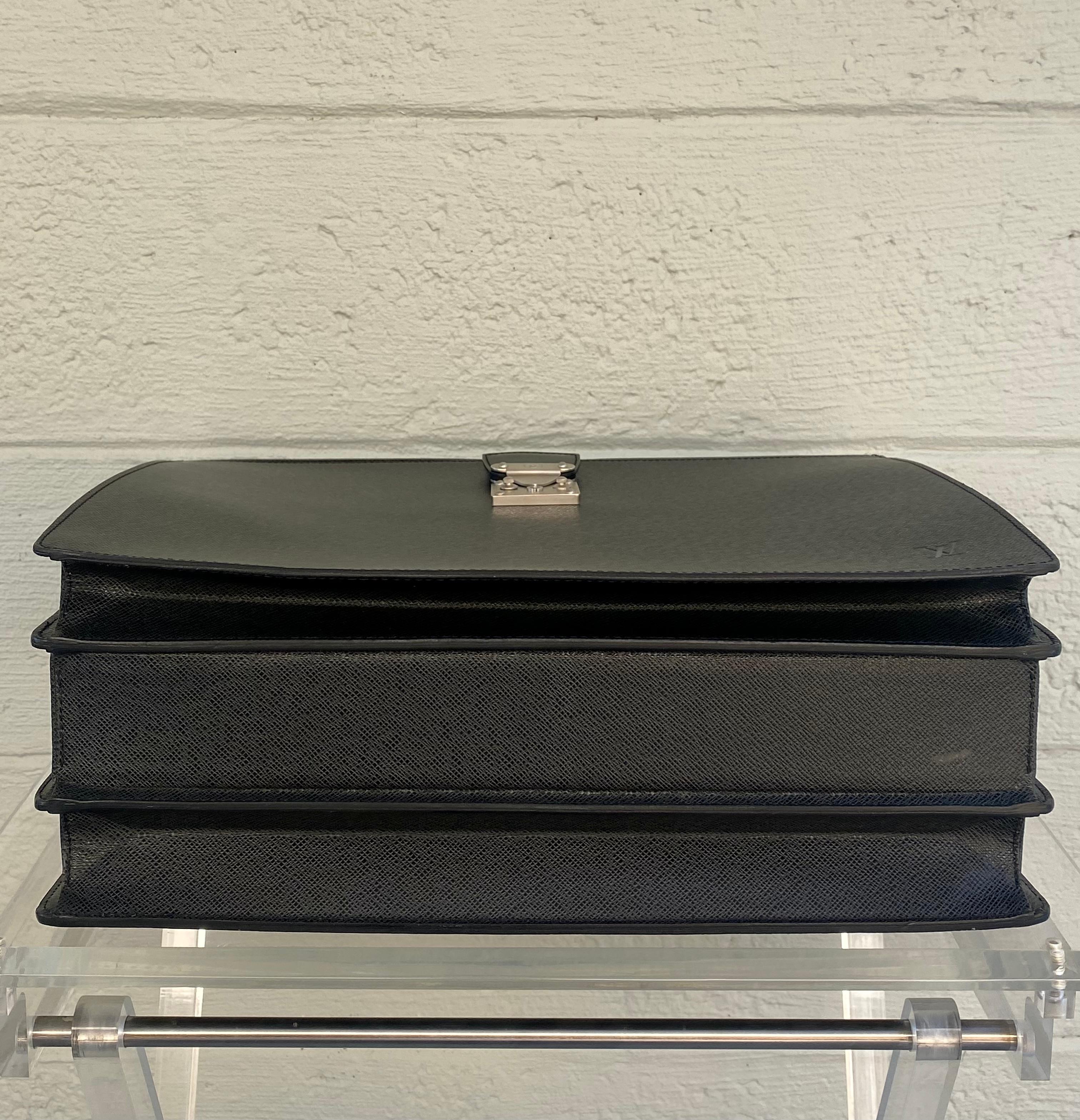 Vintage Louis Vuitton Taiga Leather Pilot Briefcase 1