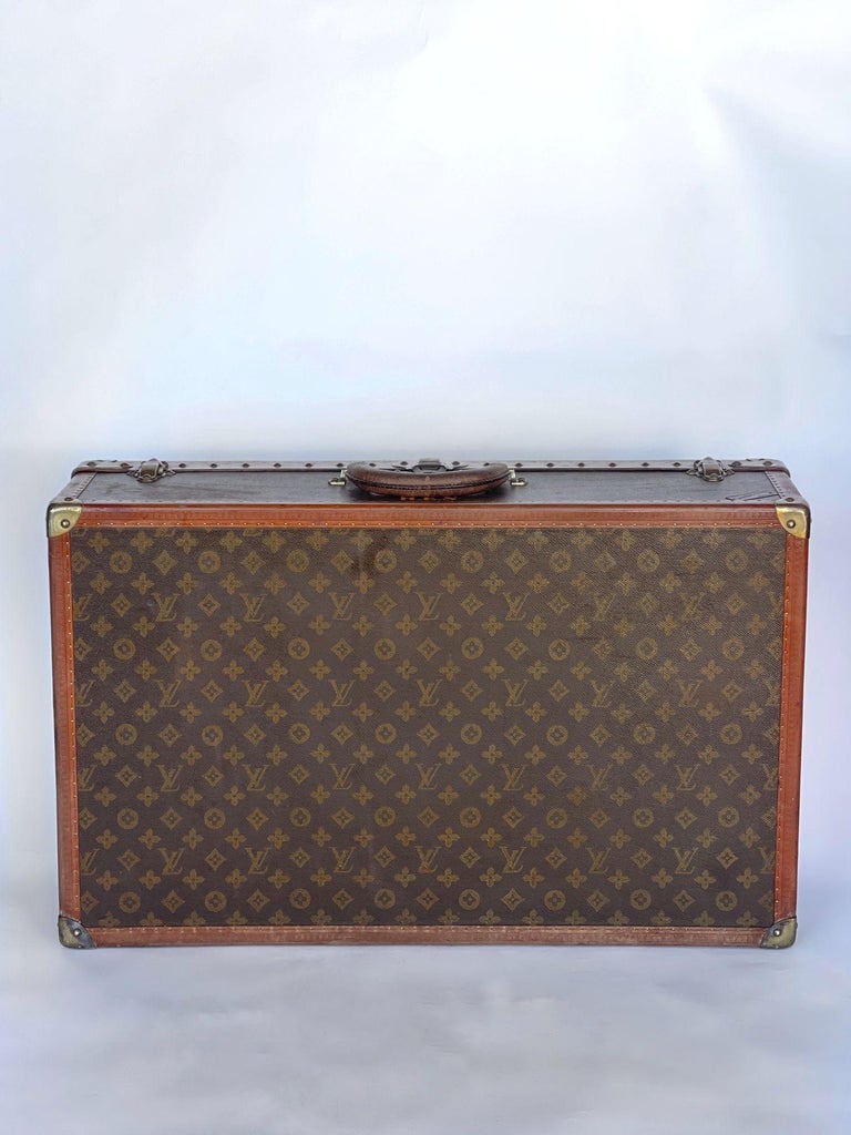 Louis Vuitton Courrier Lozine 110 trunk For Sale at 1stDibs