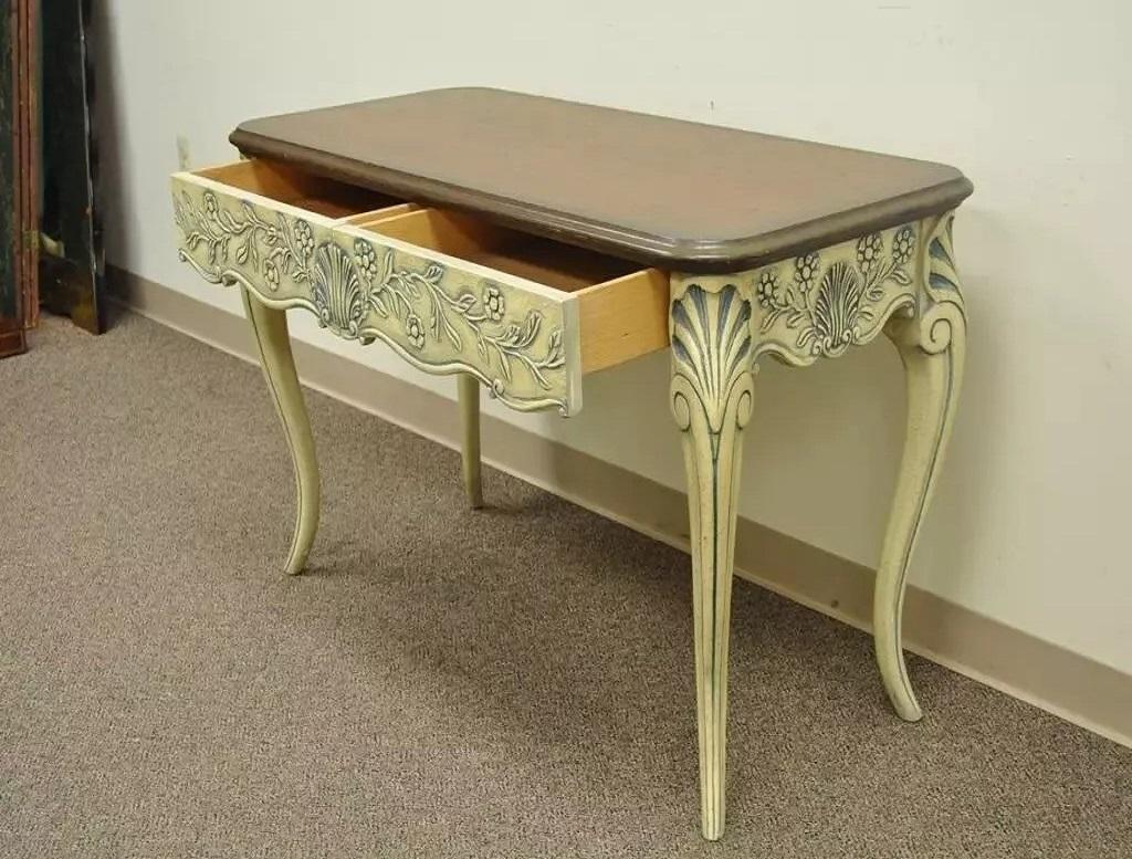 Unknown Vintage Louis XV French Country Style Shell Carved 2 Drawer Console Hall Table For Sale