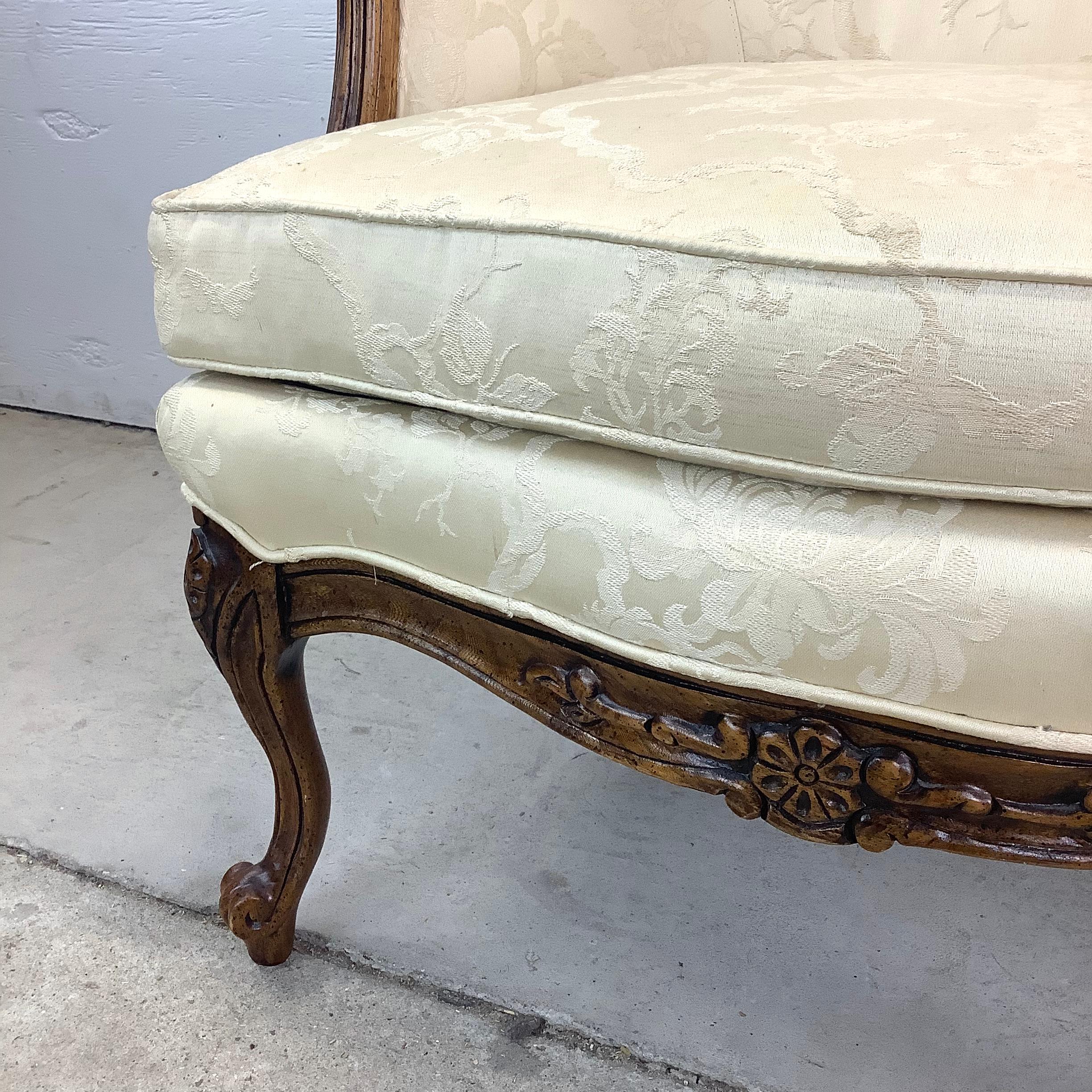 Vintage Louis XV Style Bergere Chair by Bernhardt Furniture For Sale 7