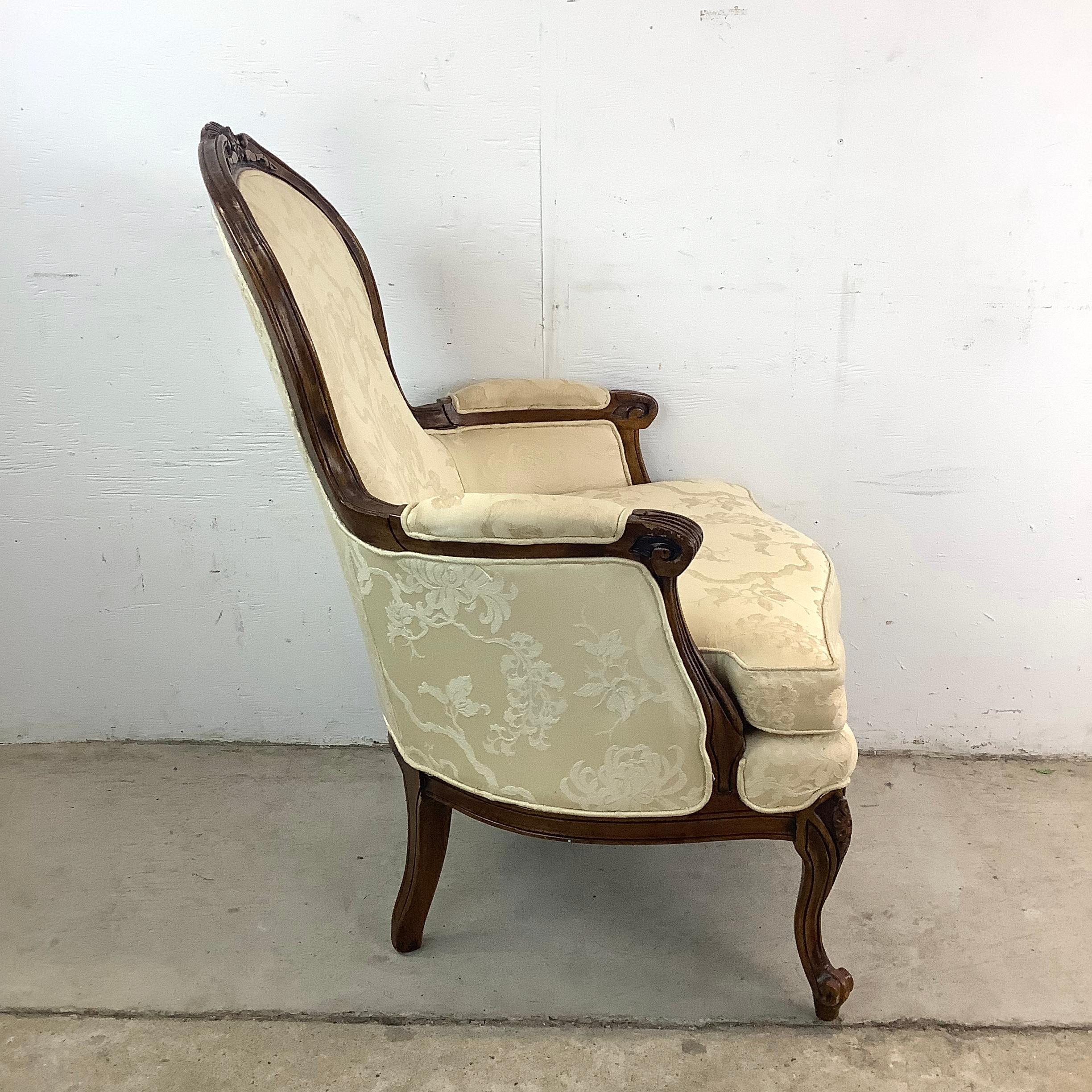 Vintage Louis XV Style Bergere Chair by Bernhardt Furniture For Sale 10