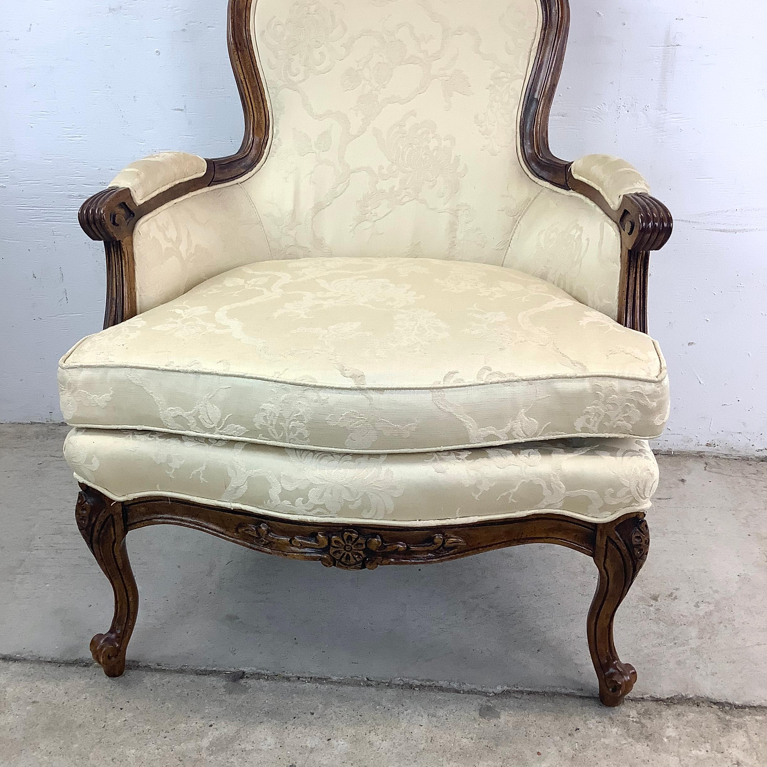 20th Century Vintage Louis XV Style Bergere Chair by Bernhardt Furniture For Sale