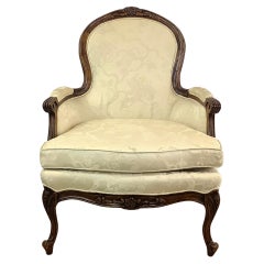 Silla Bergere Estilo Luis XV Vintage by Bernhardt Furniture