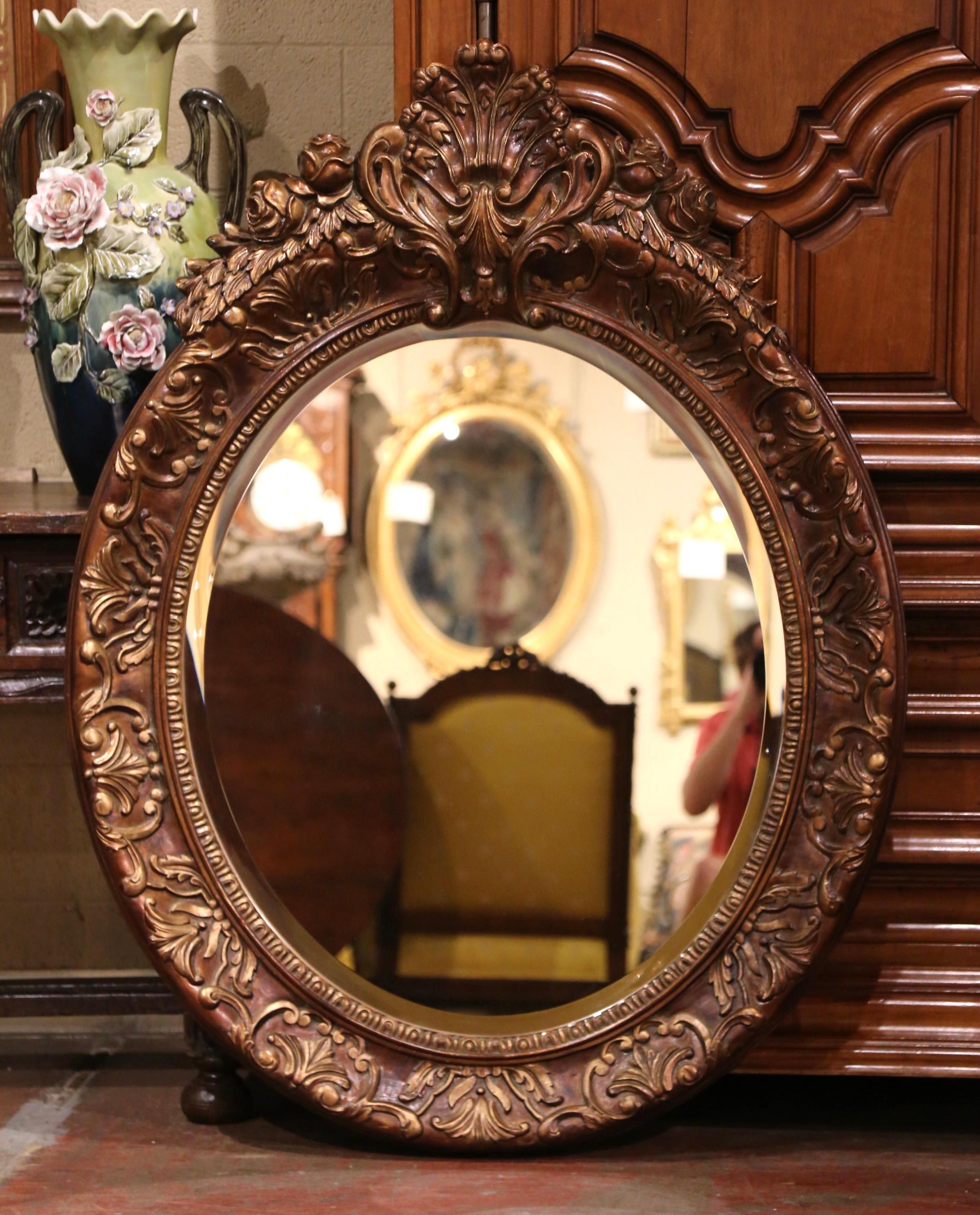 20th Century Vintage Louis XV Style Carved Giltwood Beveled Oval Mirror with Shell Cartouche For Sale
