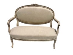 Canapé vintage peint et sculpté de style Louis XV