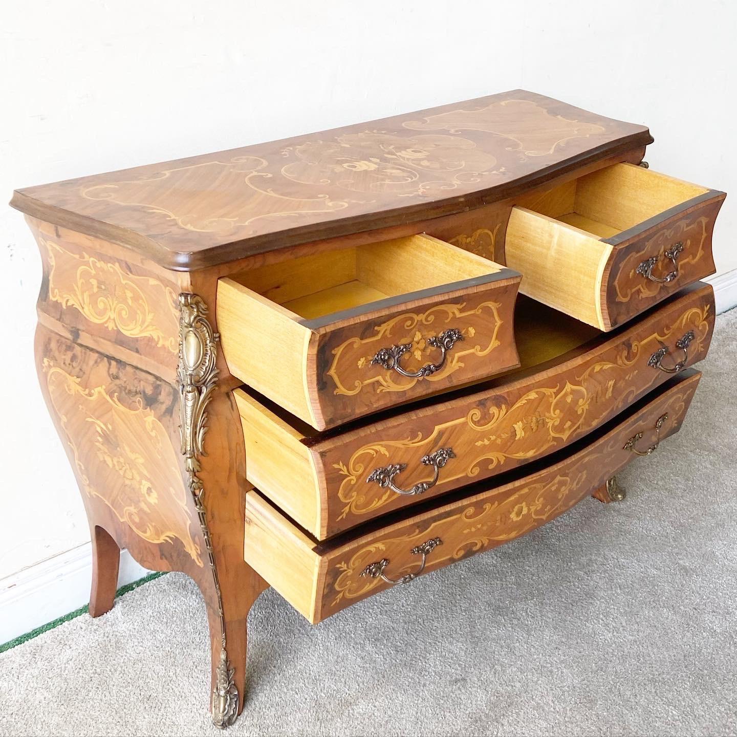 Vintage Louis XV Style Commode/Chest of Drawers In Good Condition In Delray Beach, FL