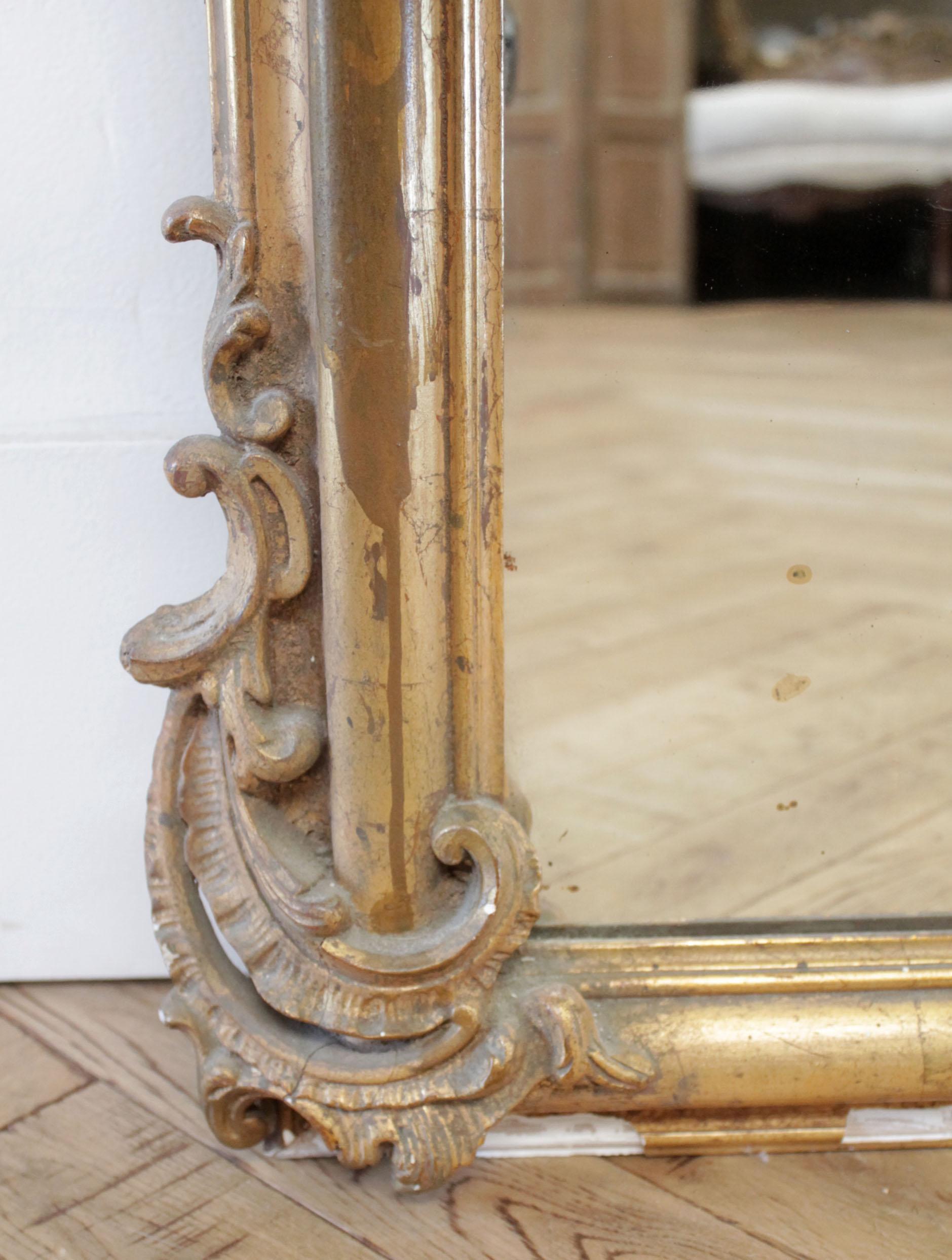 20th Century Vintage Louis XV Style Giltwood Carved Mirror