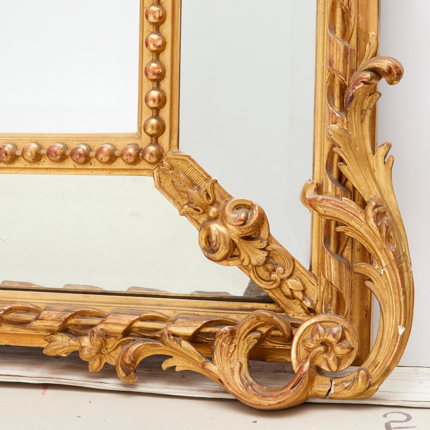 Vintage Louis XV Stil Giltwood Pier Spiegel mit Acanthus Crest, abgeschrägte Glas (Mitte des 20. Jahrhunderts) im Angebot