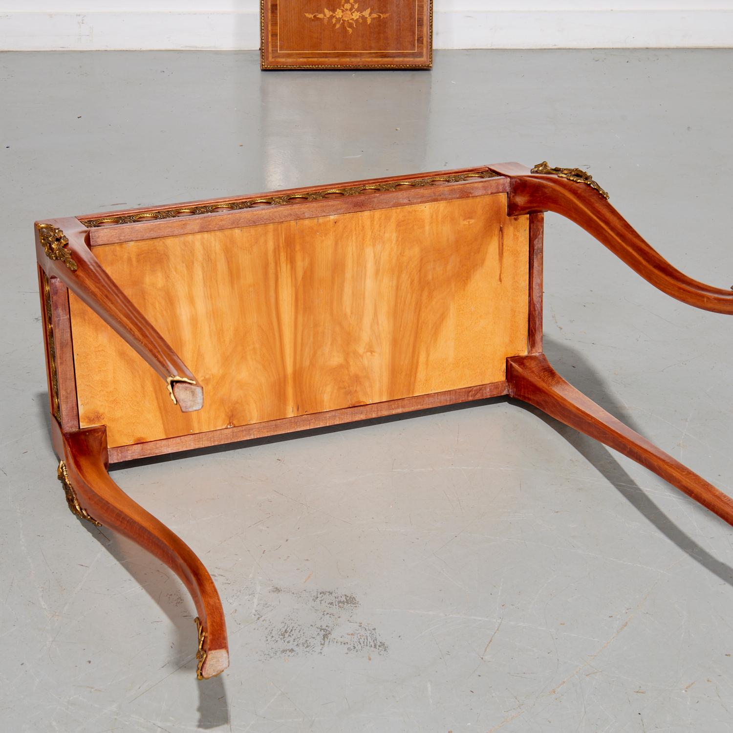 Vintage Louis XV Stil Intarsien Convertible Karte und Schachbrett Spiele Tisch (Filz) im Angebot